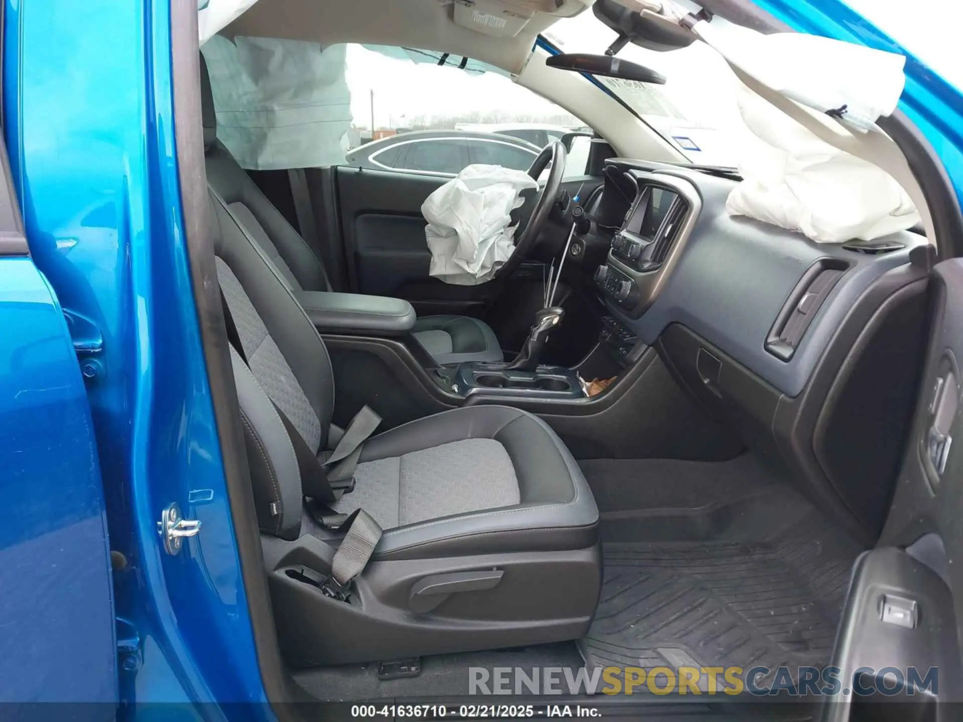 5 fotografías del automóvil dañado 1GCGTDEN1N1316915 CHEVROLET COLORADO 2022