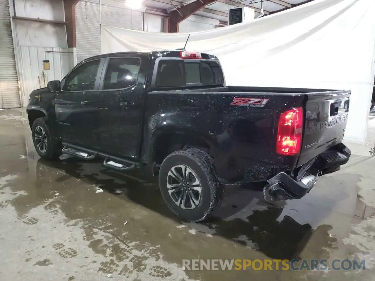 2 fotografías del automóvil dañado 1GCGTDEN5N1100422 CHEVROLET COLORADO 2022