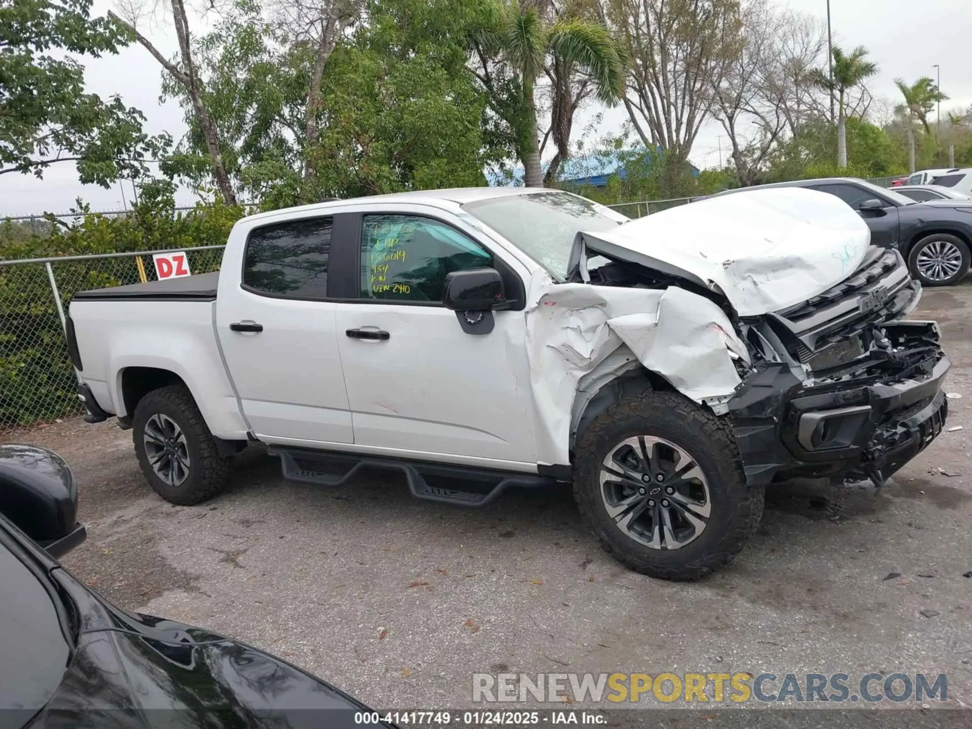 13 fotografías del automóvil dañado 1GCGTDEN7N1332410 CHEVROLET COLORADO 2022