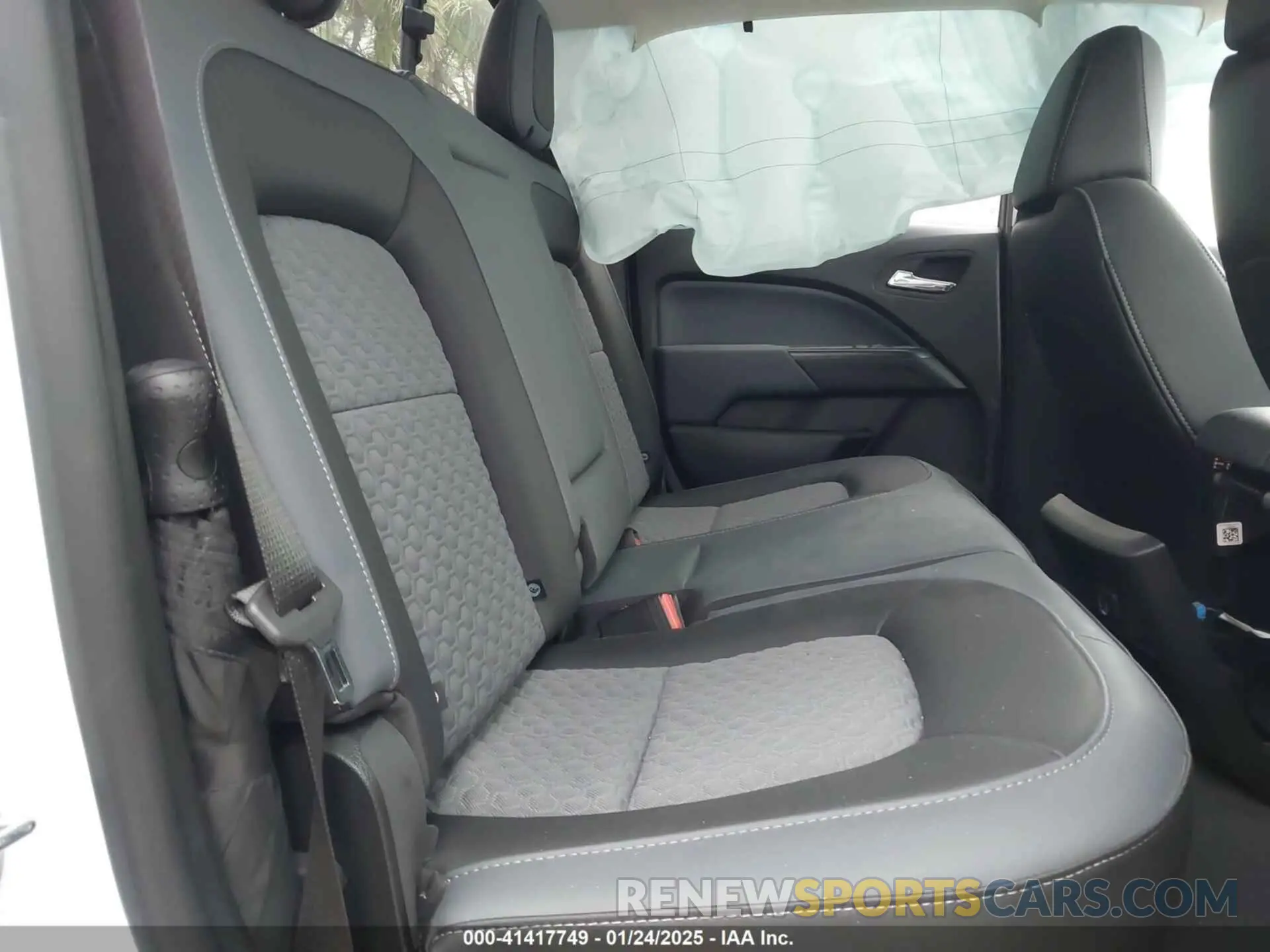 8 fotografías del automóvil dañado 1GCGTDEN7N1332410 CHEVROLET COLORADO 2022