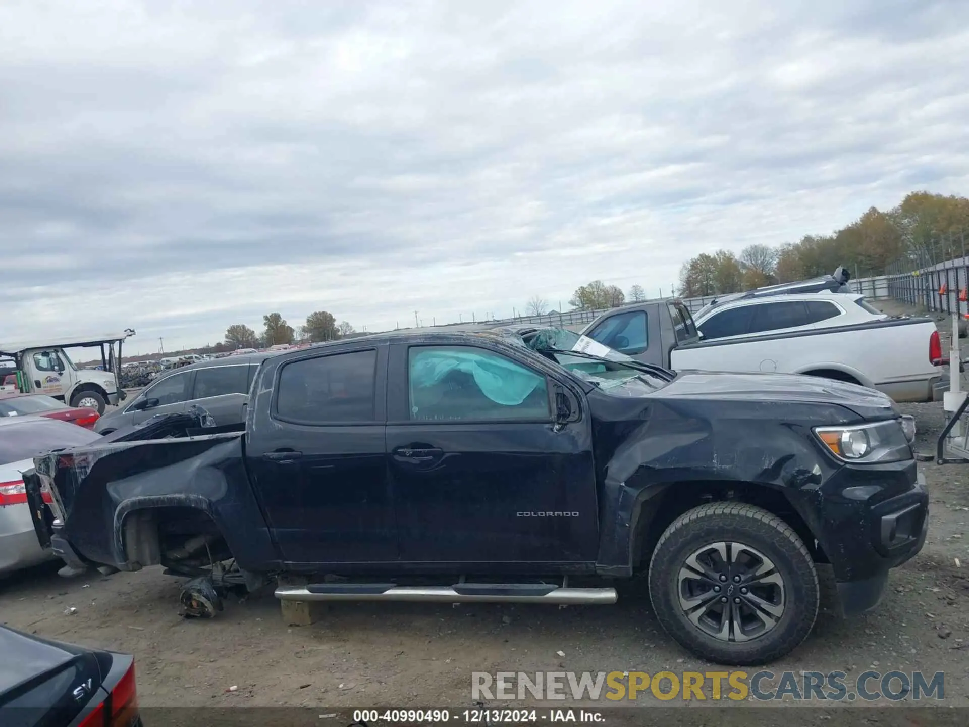 17 fotografías del automóvil dañado 1GCGTDENXN1136509 CHEVROLET COLORADO 2022