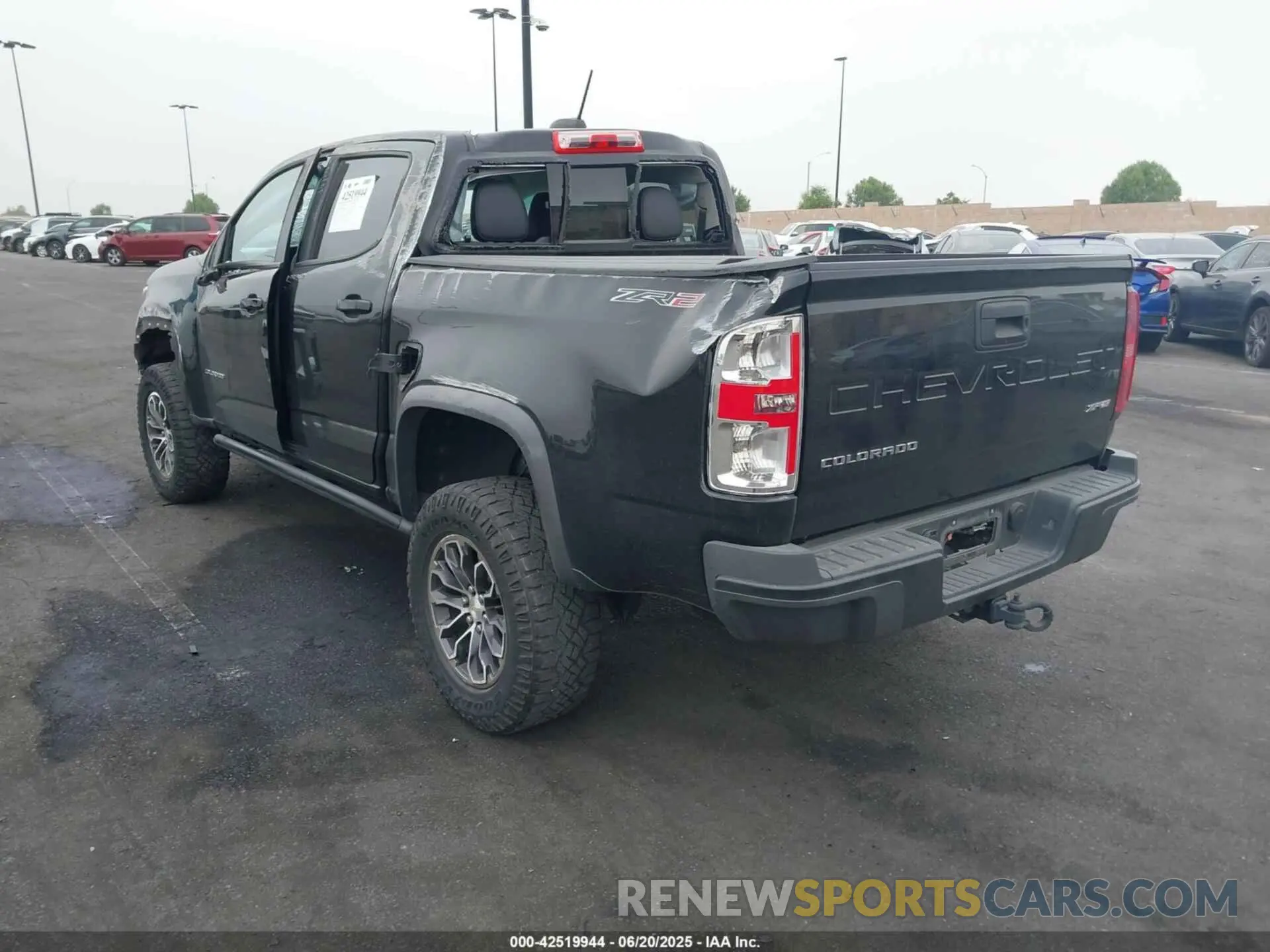 3 fotografías del automóvil dañado 1GCGTEEN0N1110426 CHEVROLET COLORADO 2022