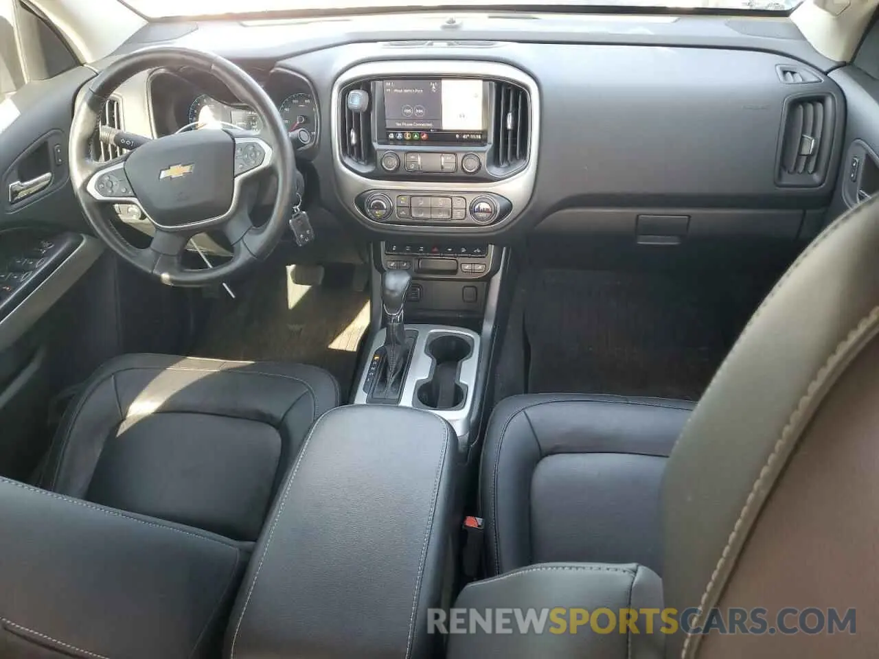 8 fotografías del automóvil dañado 1GCGTEEN0N1309640 CHEVROLET COLORADO 2022
