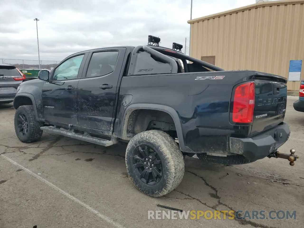 2 fotografías del automóvil dañado 1GCGTEEN7N1116854 CHEVROLET COLORADO 2022
