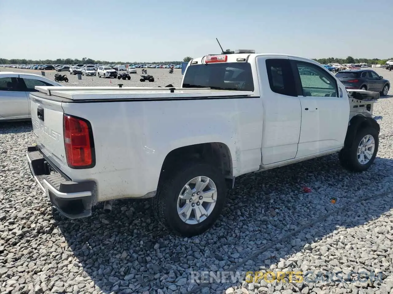 3 fotografías del automóvil dañado 1GCHSCEA4N1141042 CHEVROLET COLORADO 2022
