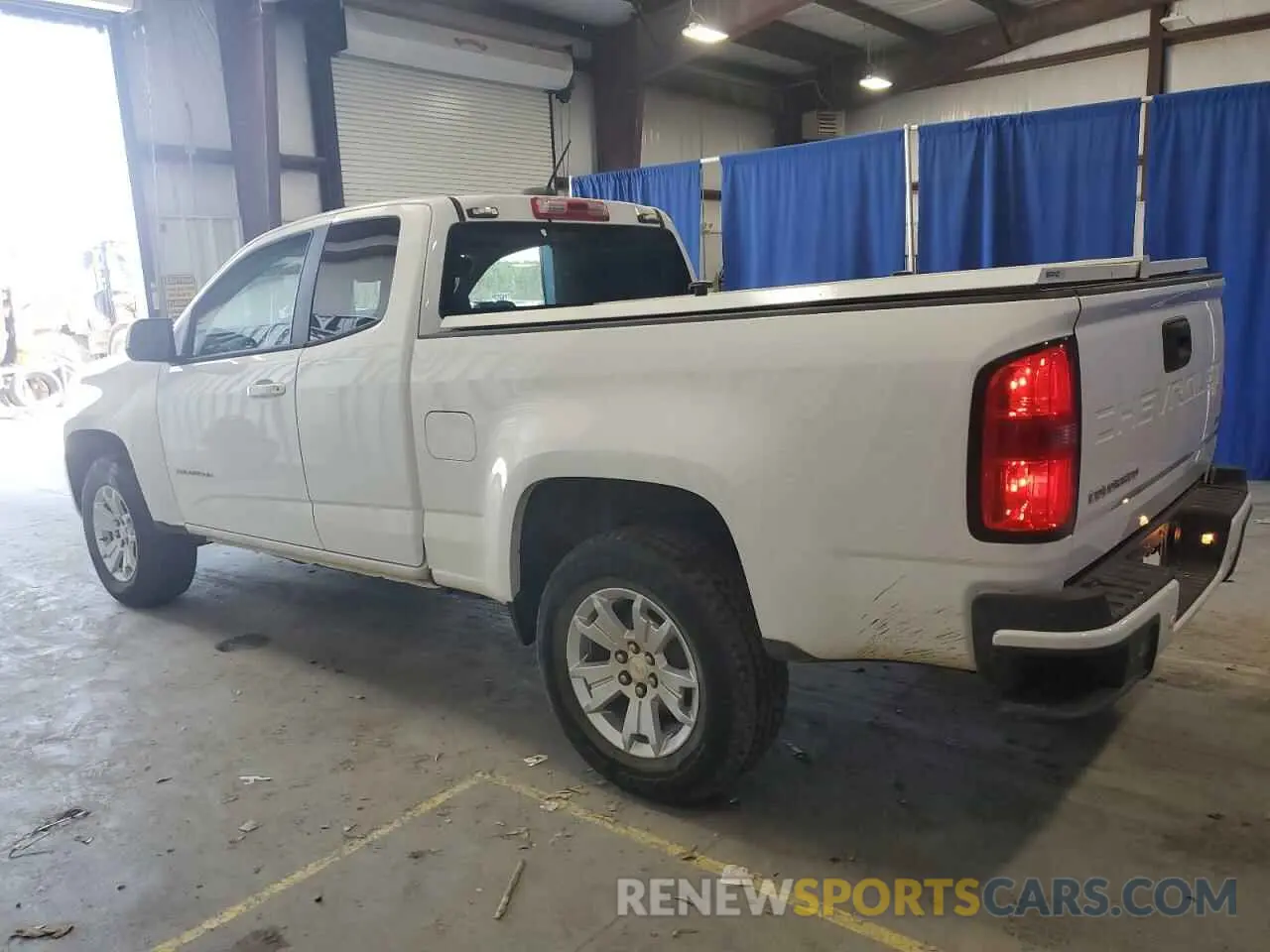 2 fotografías del automóvil dañado 1GCHSCEA7N1116457 CHEVROLET COLORADO 2022