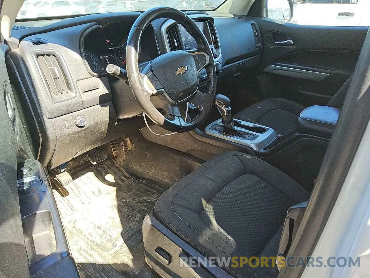 8 fotografías del automóvil dañado 1GCHSCEAXN1117537 CHEVROLET COLORADO 2022