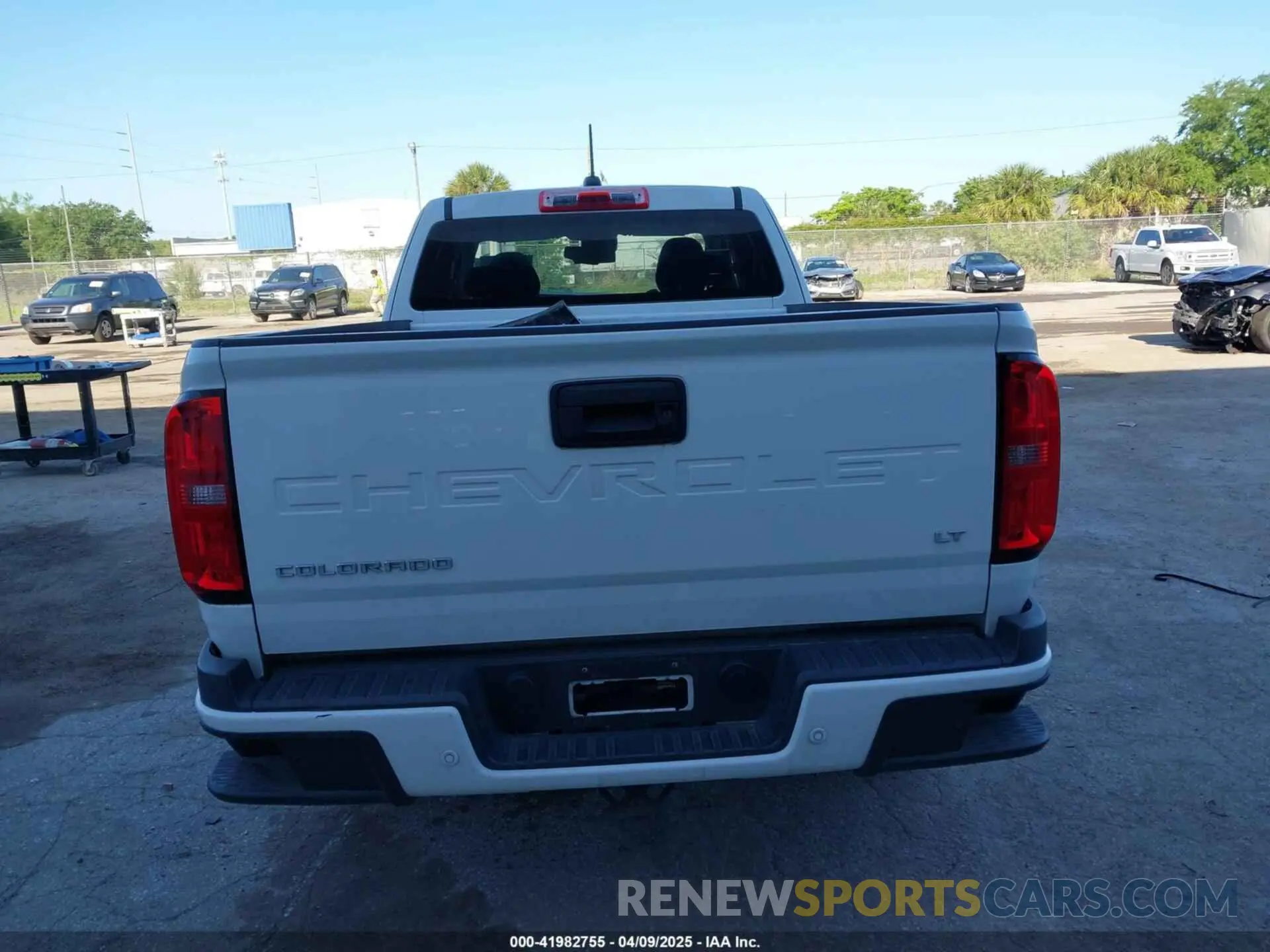 16 fotografías del automóvil dañado 1GCHTCEA4N1302342 CHEVROLET COLORADO 2022