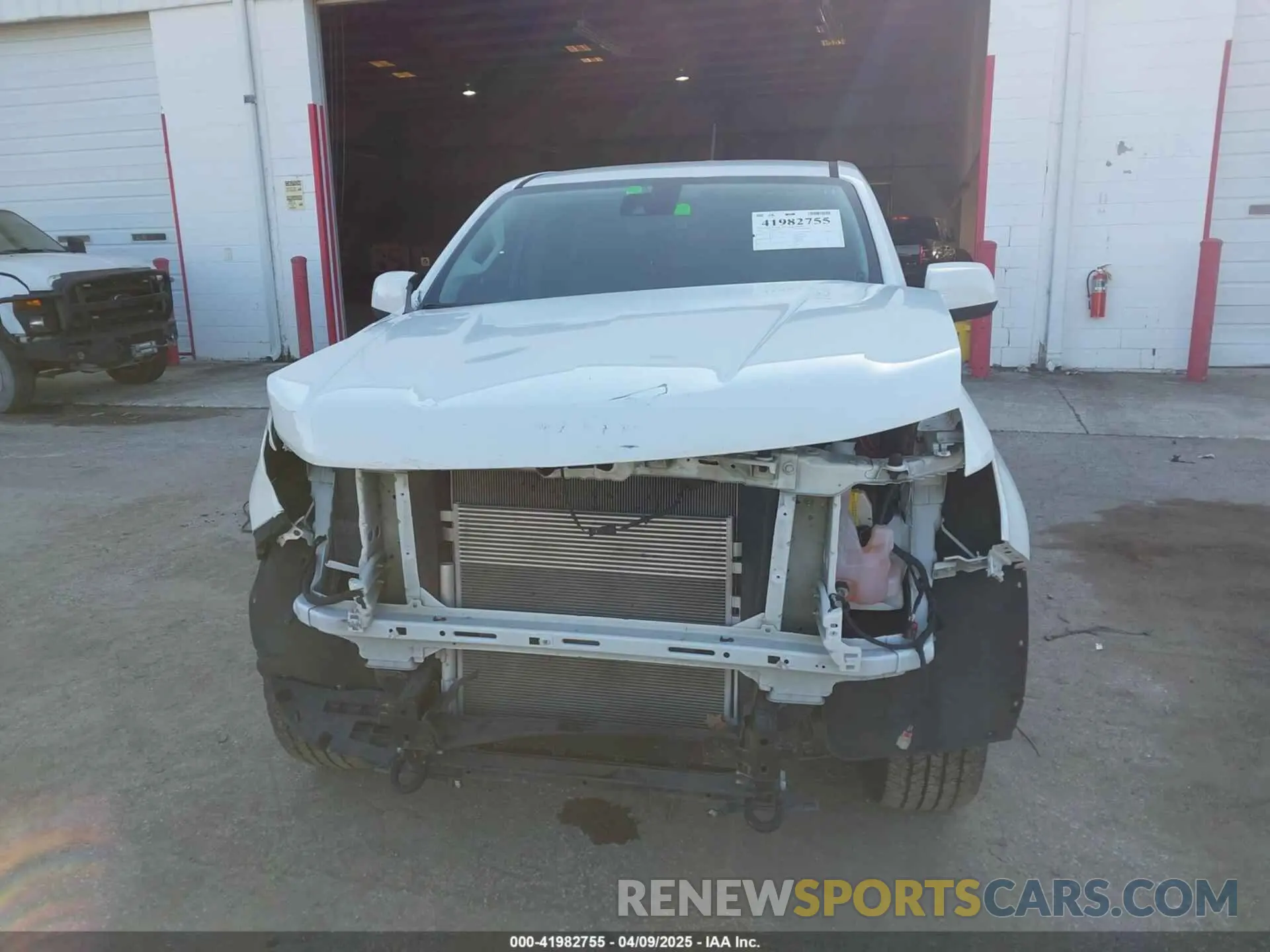 6 fotografías del automóvil dañado 1GCHTCEA4N1302342 CHEVROLET COLORADO 2022