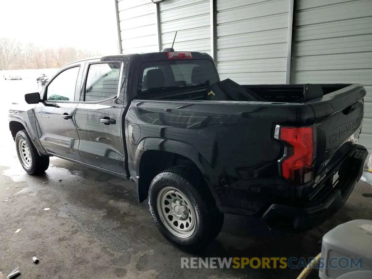 2 fotografías del automóvil dañado 1GCGSBEC3P1177377 CHEVROLET COLORADO 2023