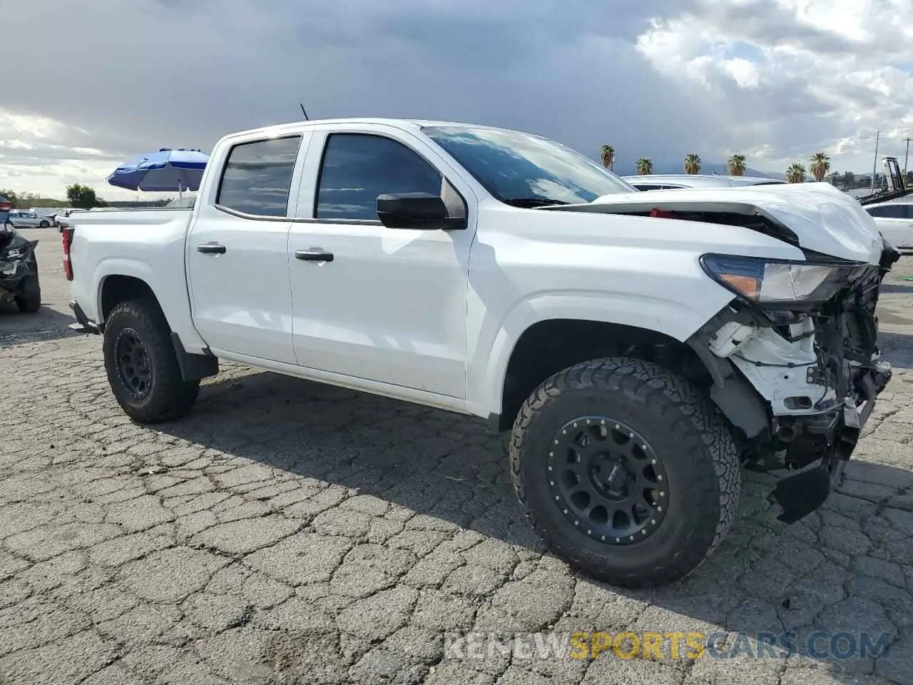 4 fotografías del automóvil dañado 1GCGSBEC8P1134119 CHEVROLET COLORADO 2023