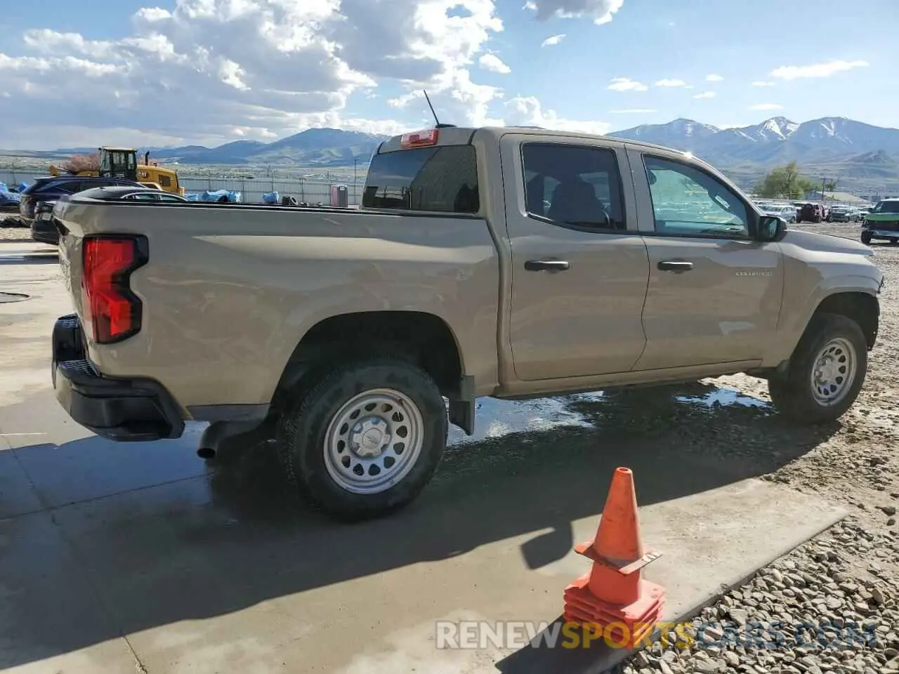 3 fotografías del automóvil dañado 1GCGSBEC8P1260447 CHEVROLET COLORADO 2023