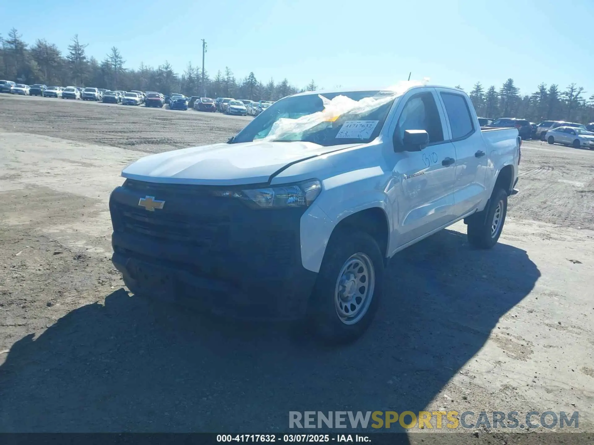 2 fotografías del automóvil dañado 1GCGTBEC1P1183966 CHEVROLET COLORADO 2023