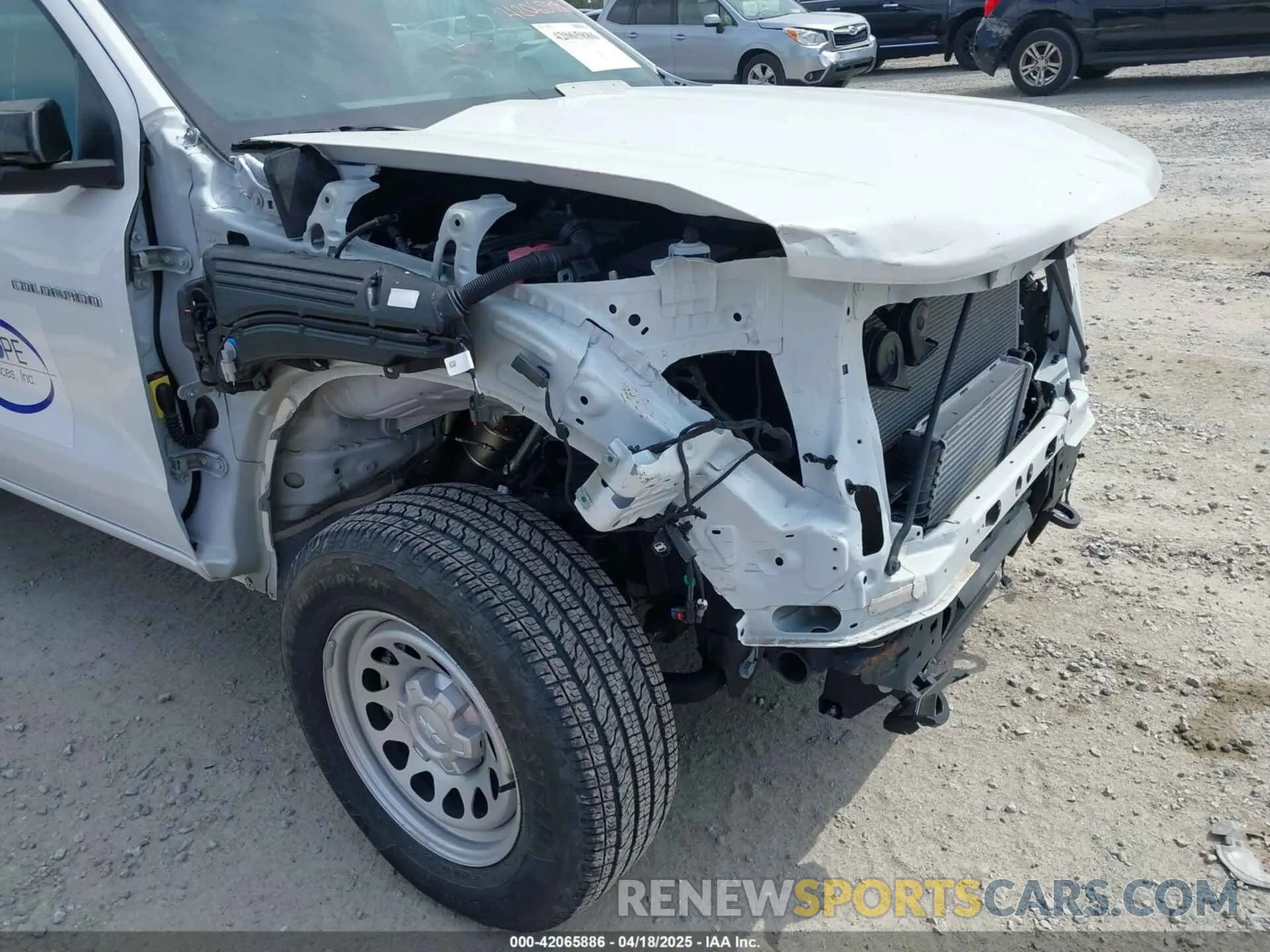 6 fotografías del automóvil dañado 1GCGTBECXP1187594 CHEVROLET COLORADO 2023