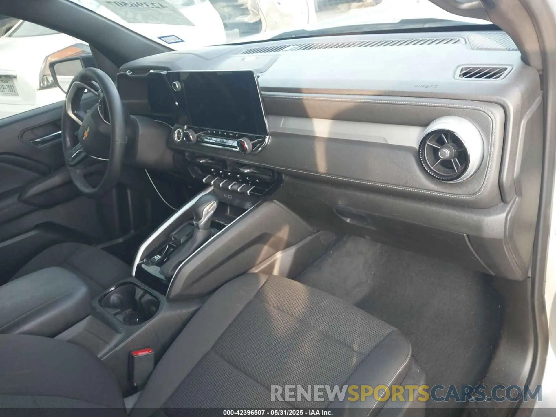 5 fotografías del automóvil dañado 1GCPSCEK3P1131688 CHEVROLET COLORADO 2023