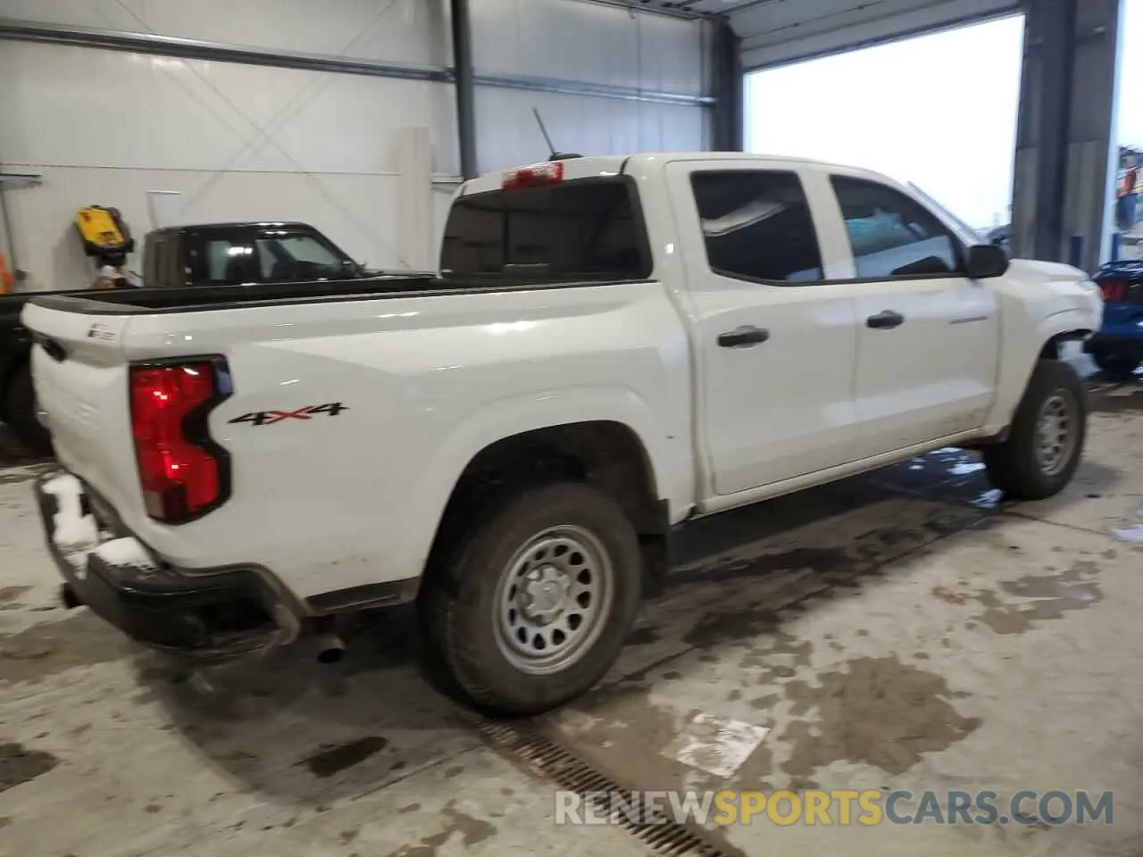 3 fotografías del automóvil dañado 1GCPTBEK6P1164370 CHEVROLET COLORADO 2023