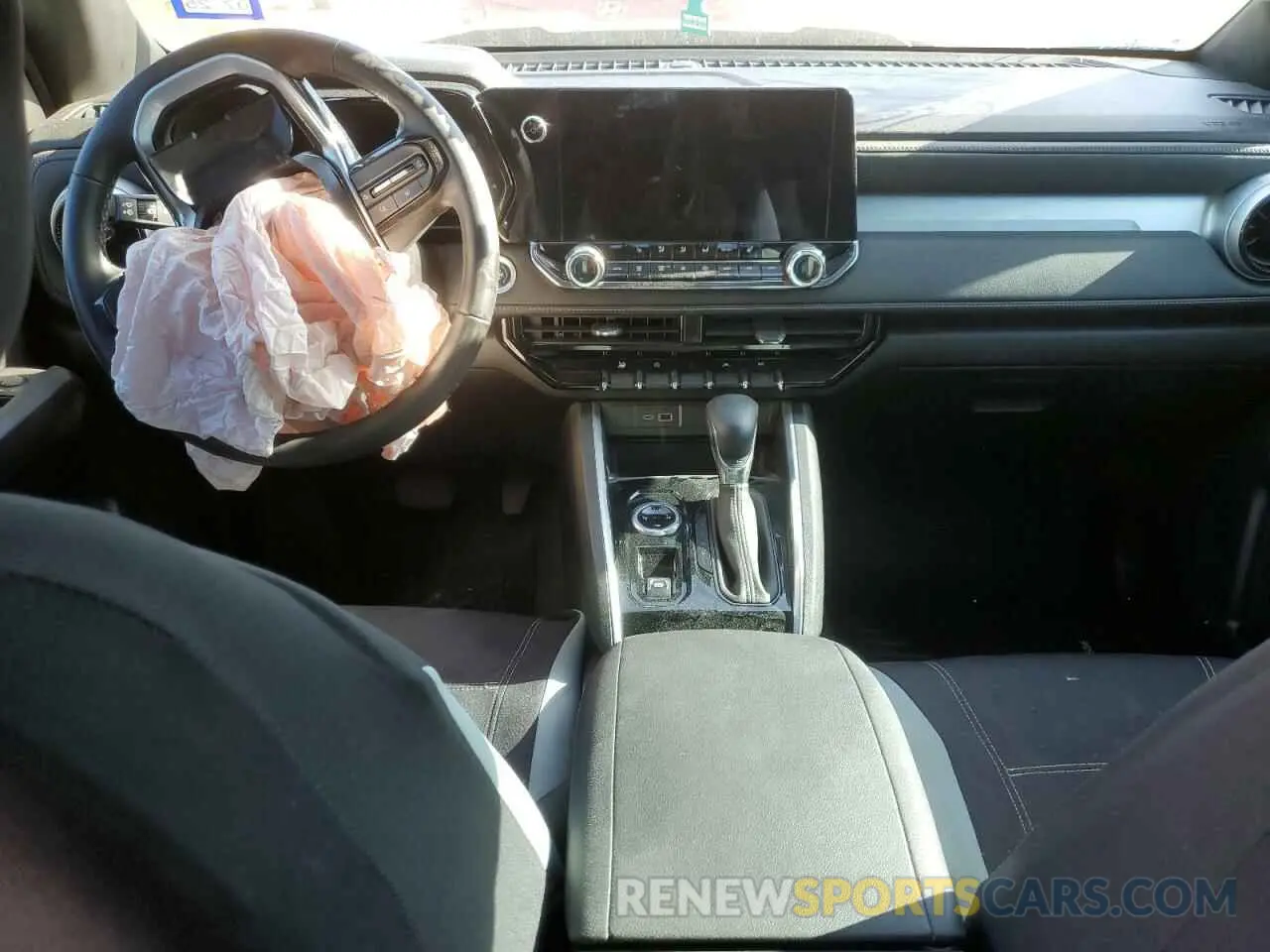 8 fotografías del automóvil dañado 1GCPTCEK2P1204630 CHEVROLET COLORADO 2023