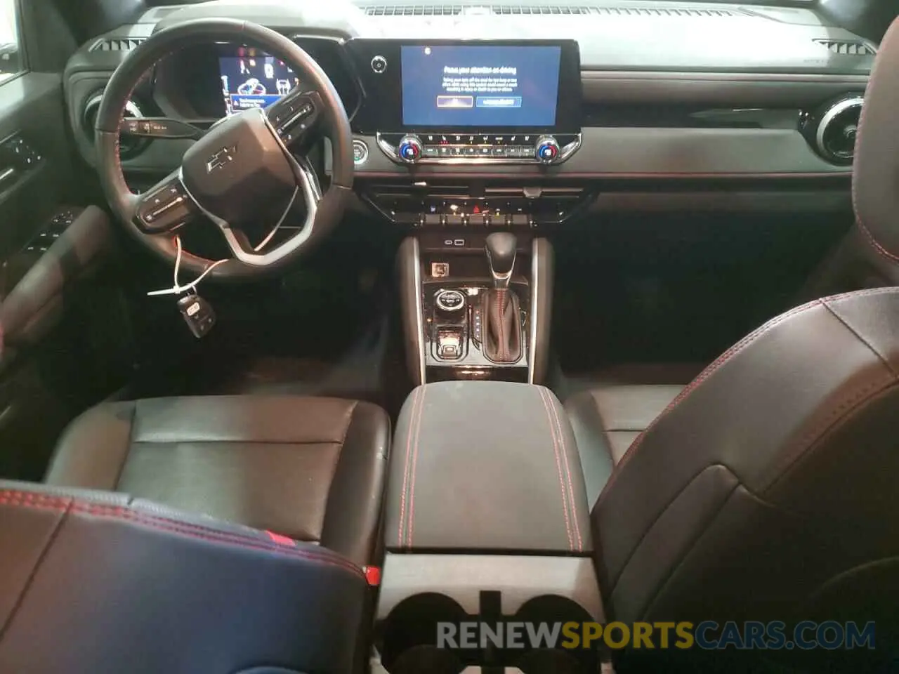 8 fotografías del automóvil dañado 1GCPTDEK1P1140263 CHEVROLET COLORADO 2023