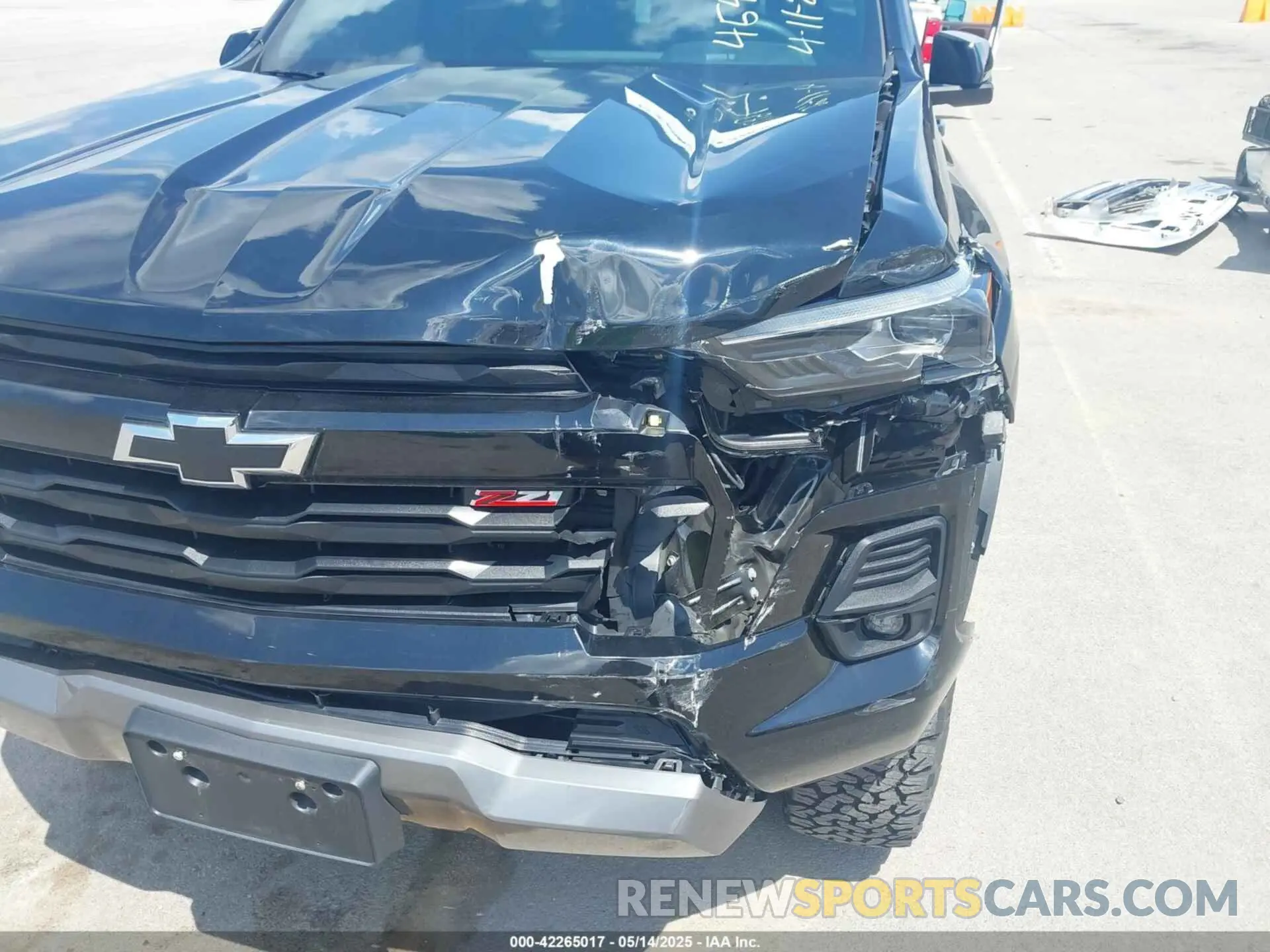 6 fotografías del automóvil dañado 1GCPTDEK1P1209999 CHEVROLET COLORADO 2023