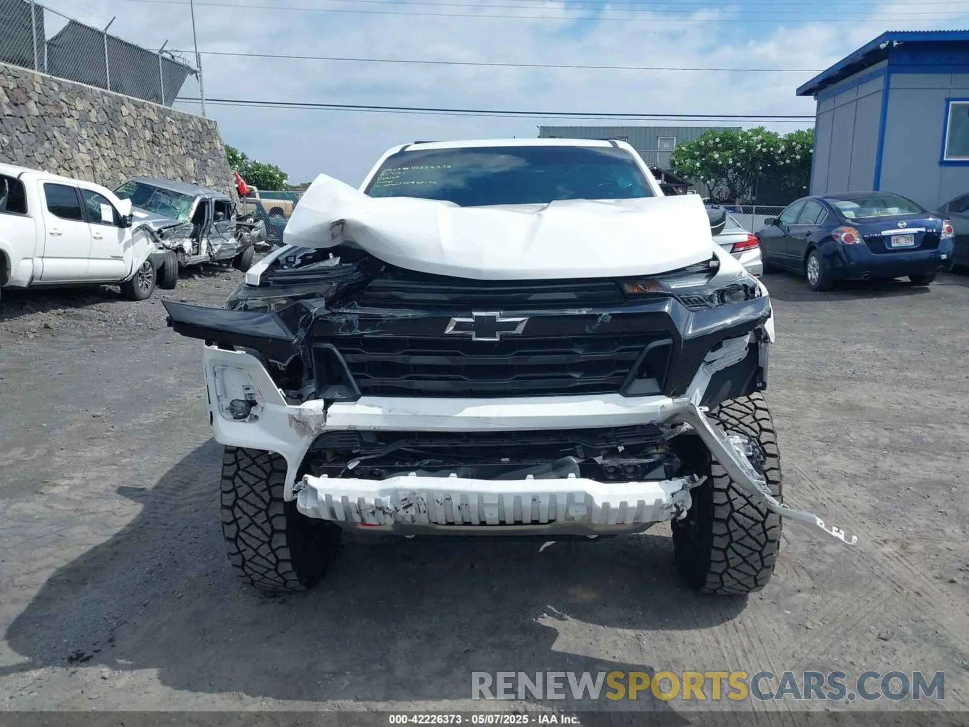 12 fotografías del automóvil dañado 1GCPTDEK9P1219177 CHEVROLET COLORADO 2023