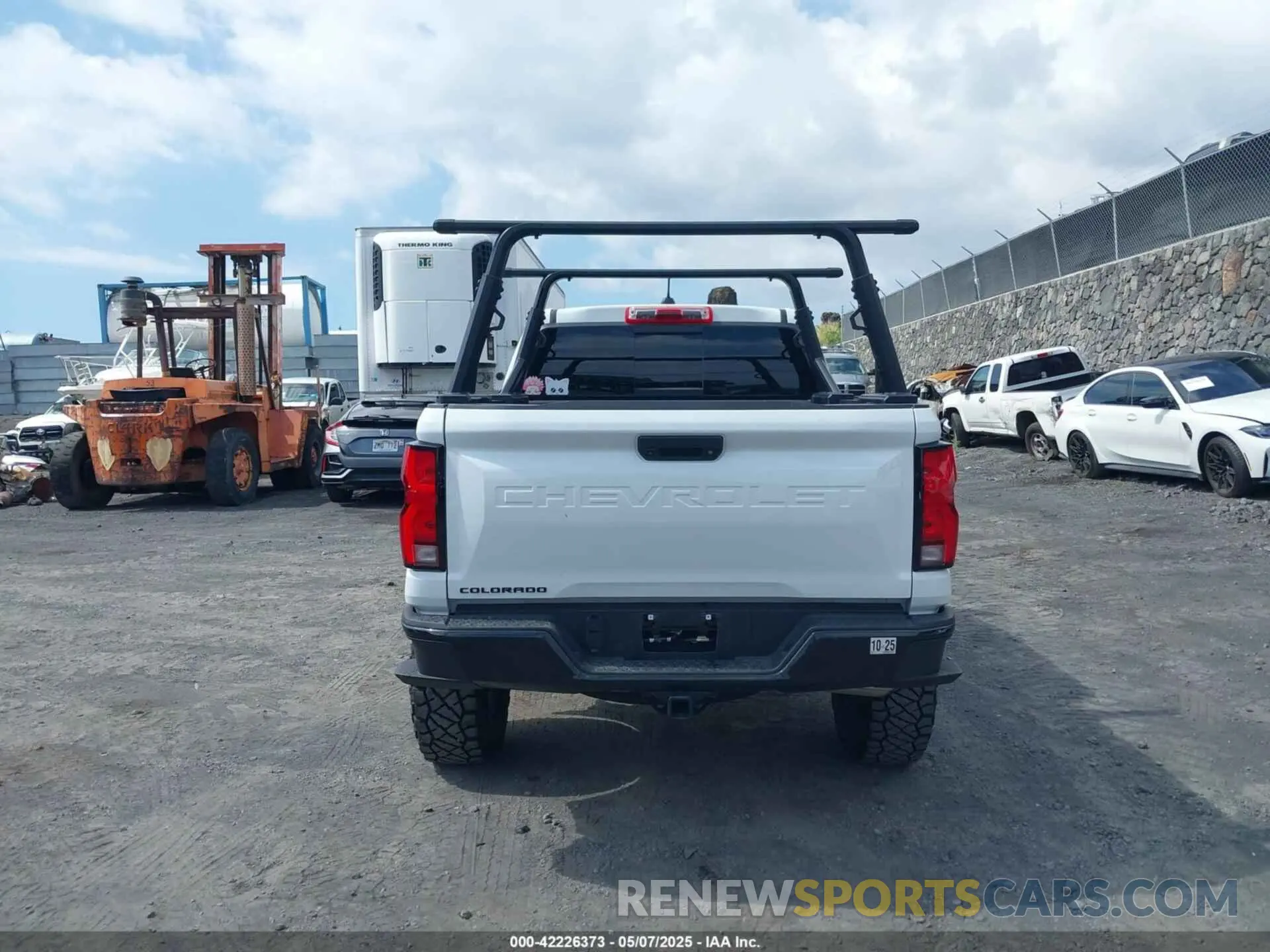 16 fotografías del automóvil dañado 1GCPTDEK9P1219177 CHEVROLET COLORADO 2023