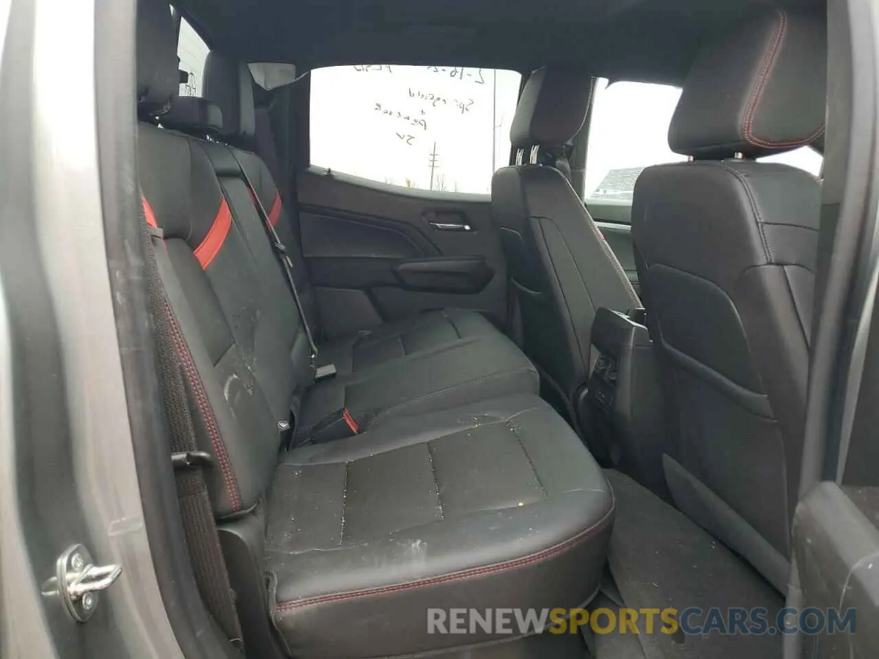 10 fotografías del automóvil dañado 1GCPTDEKXP1141217 CHEVROLET COLORADO 2023