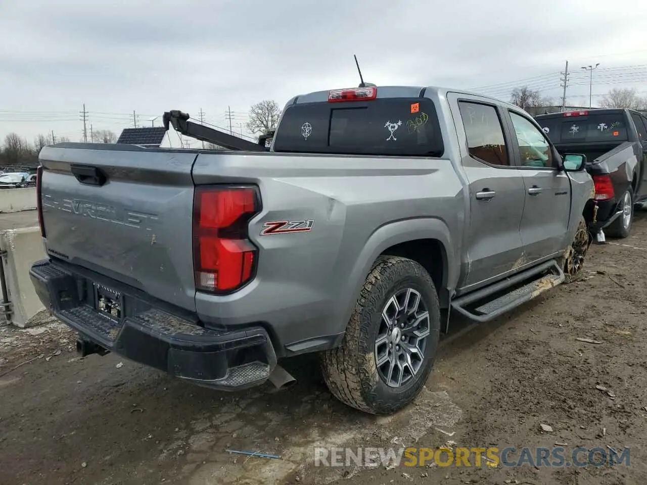 3 fotografías del automóvil dañado 1GCPTDEKXP1141217 CHEVROLET COLORADO 2023