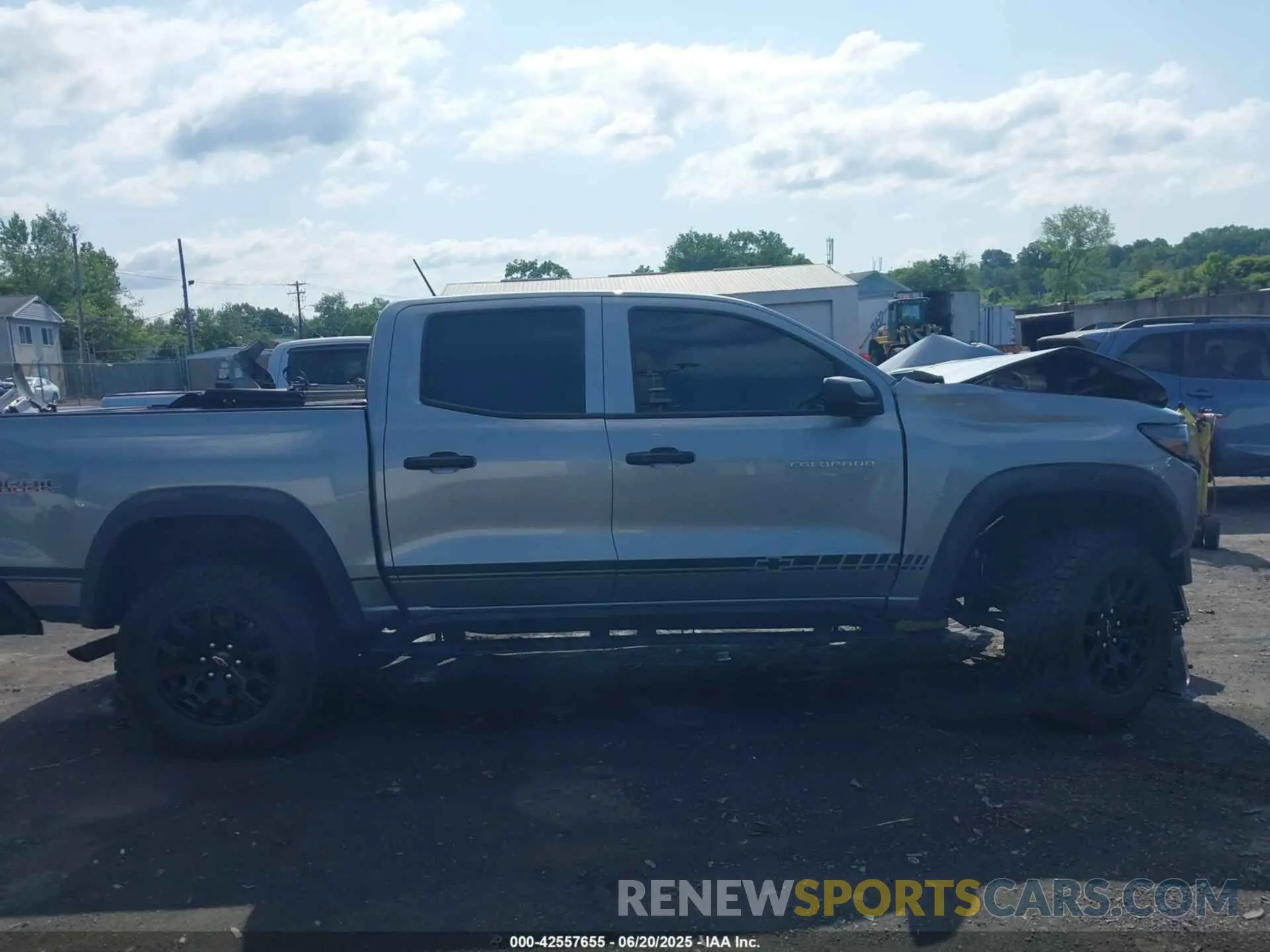 13 fotografías del automóvil dañado 1GCPTEEK1P1174306 CHEVROLET COLORADO 2023