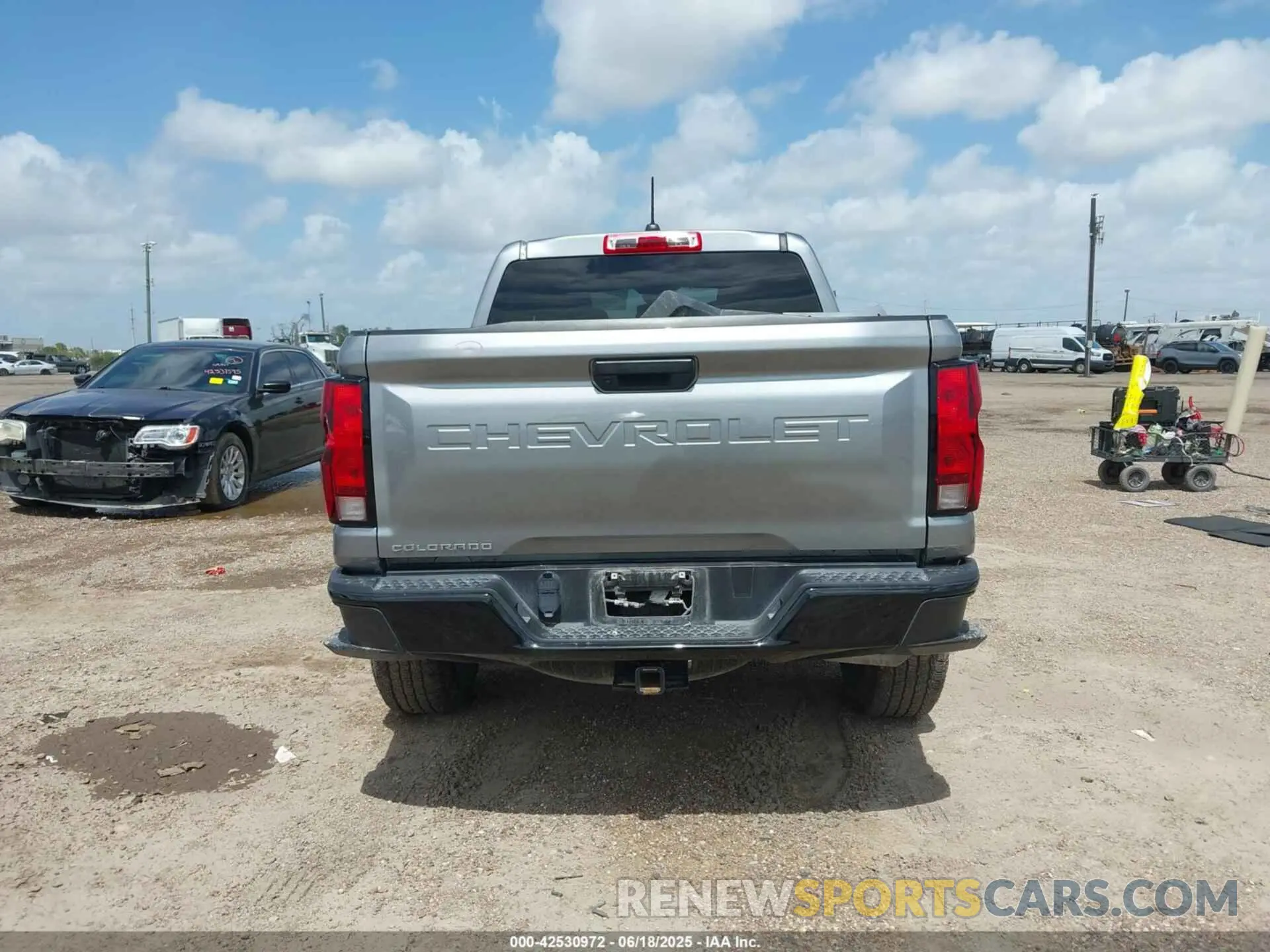 17 fotografías del automóvil dañado 1GCPTEEK5P1242719 CHEVROLET COLORADO 2023