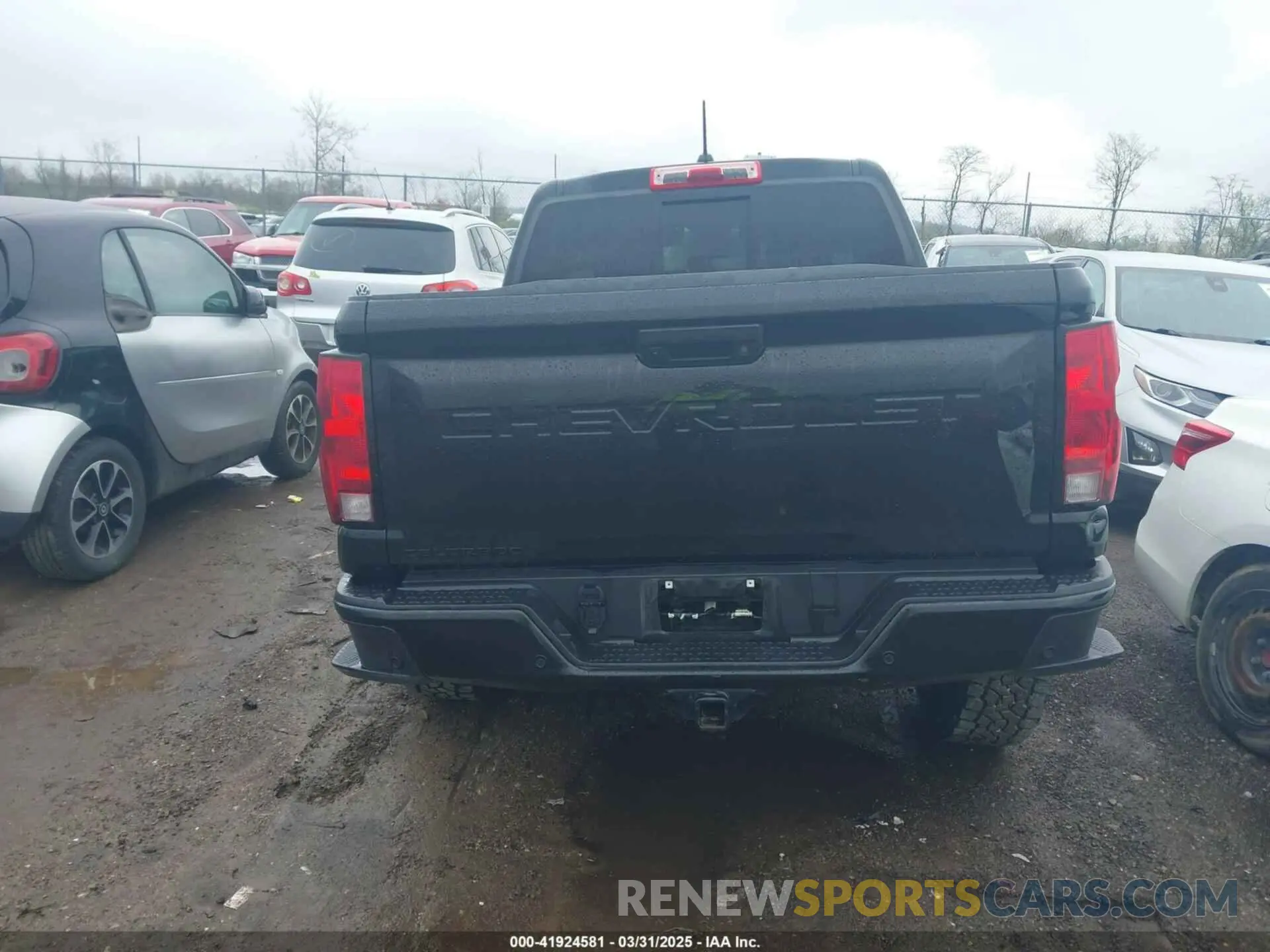 16 fotografías del automóvil dañado 1GCPTEEK9P1196702 CHEVROLET COLORADO 2023