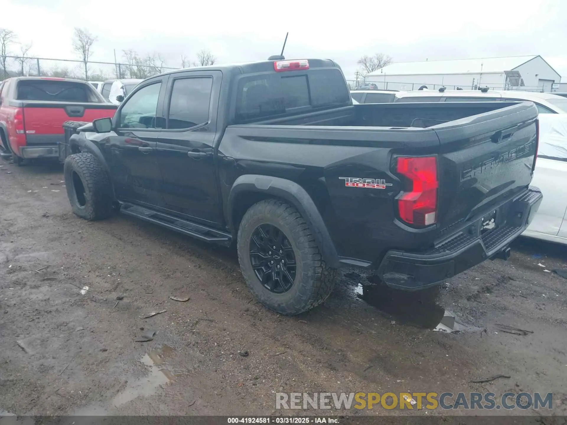 3 fotografías del automóvil dañado 1GCPTEEK9P1196702 CHEVROLET COLORADO 2023