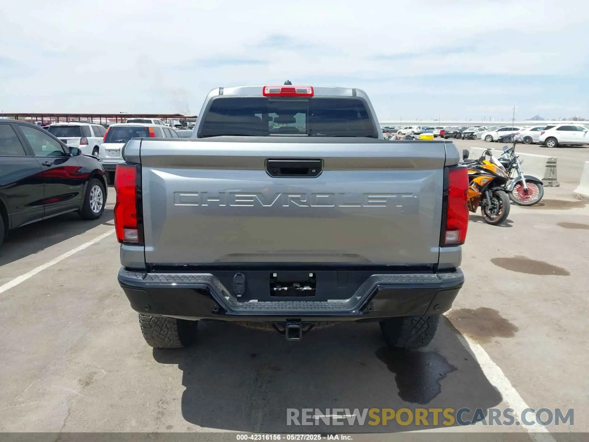 16 fotografías del automóvil dañado 1GCPTFEK3P1225990 CHEVROLET COLORADO 2023