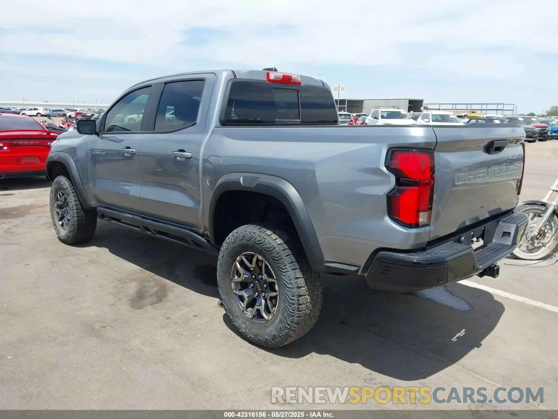 3 fotografías del automóvil dañado 1GCPTFEK3P1225990 CHEVROLET COLORADO 2023