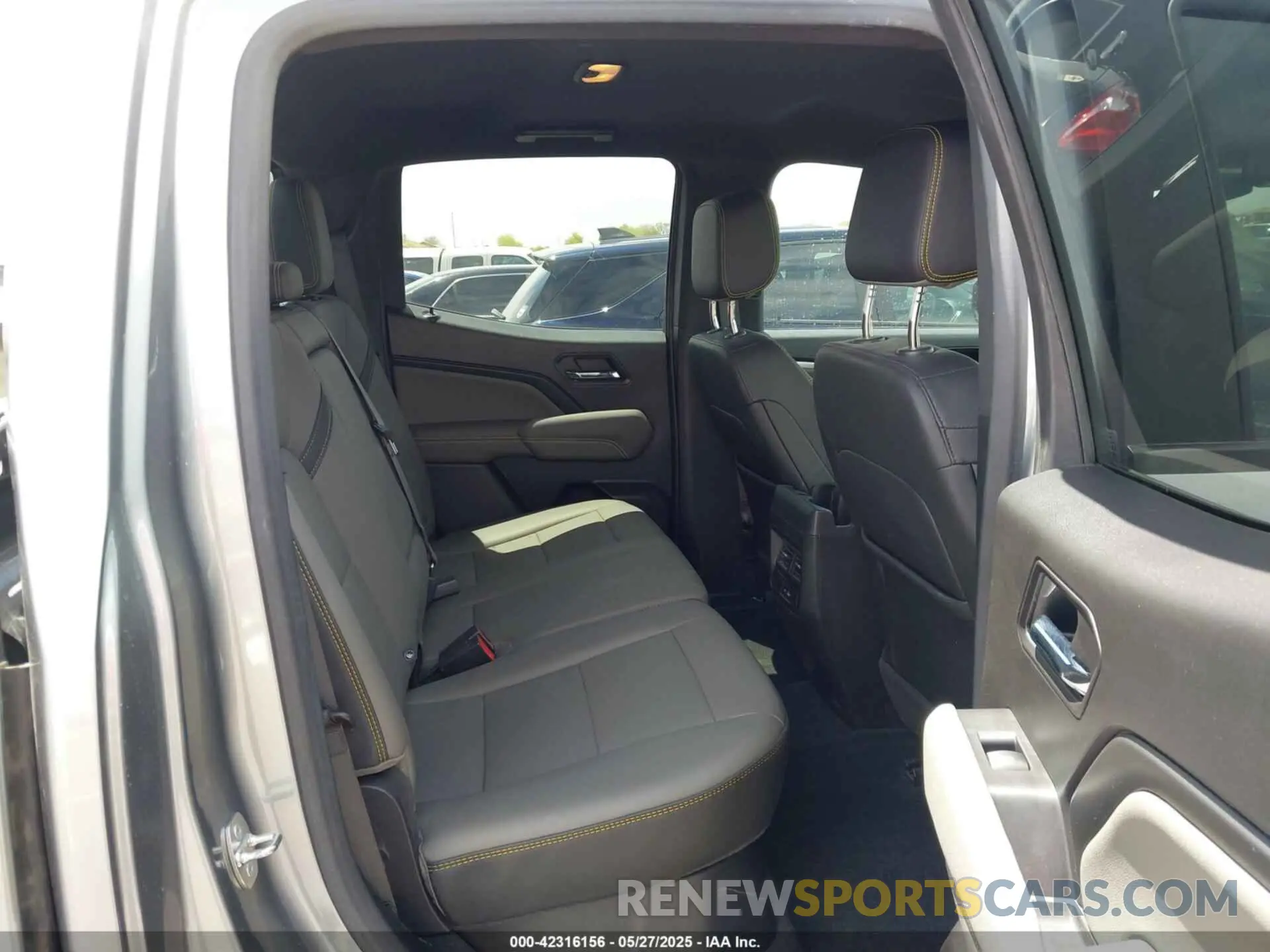 8 fotografías del automóvil dañado 1GCPTFEK3P1225990 CHEVROLET COLORADO 2023