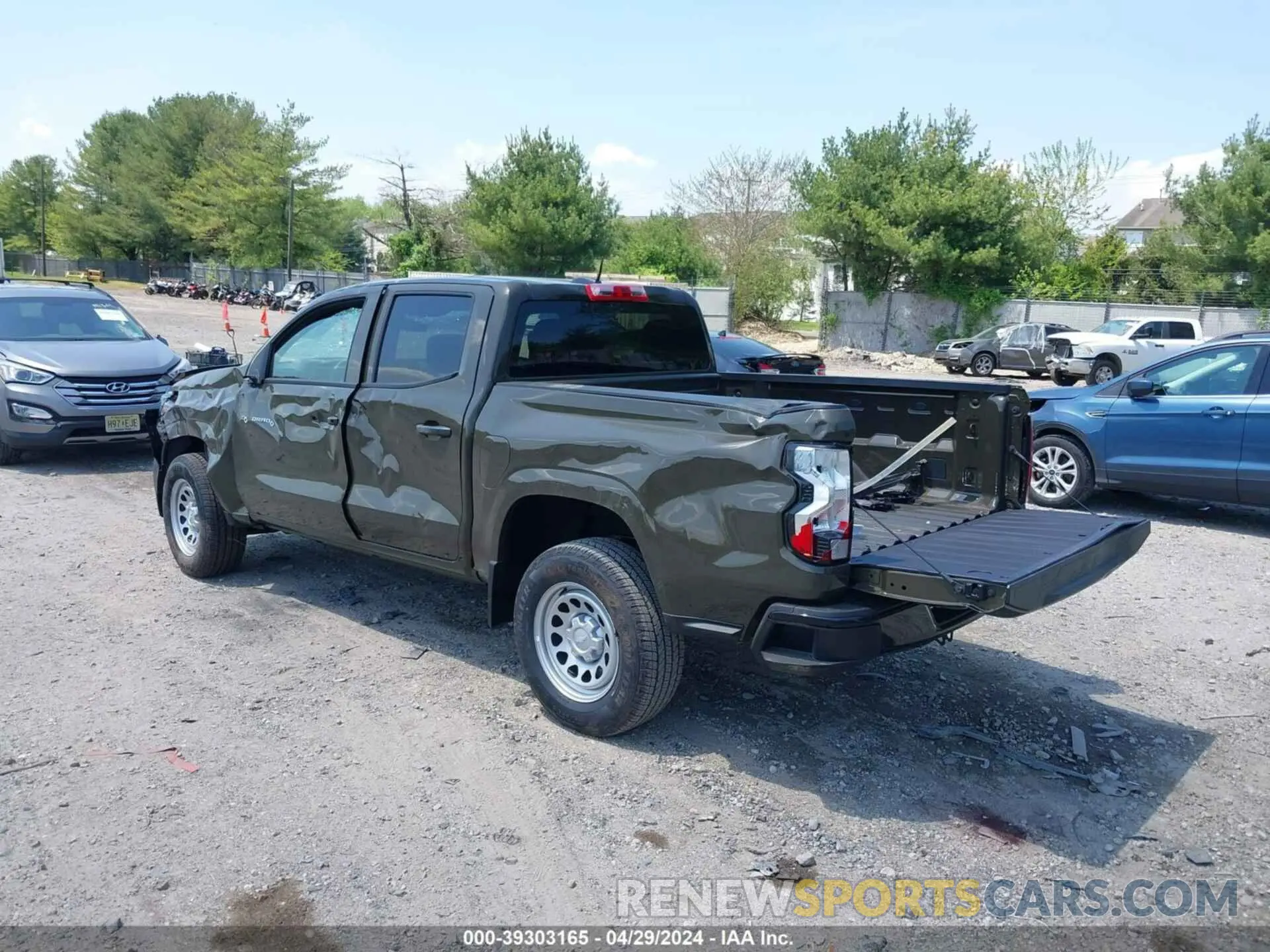 3 fotografías del automóvil dañado 1GCGSBEC8R1134107 CHEVROLET COLORADO 2024