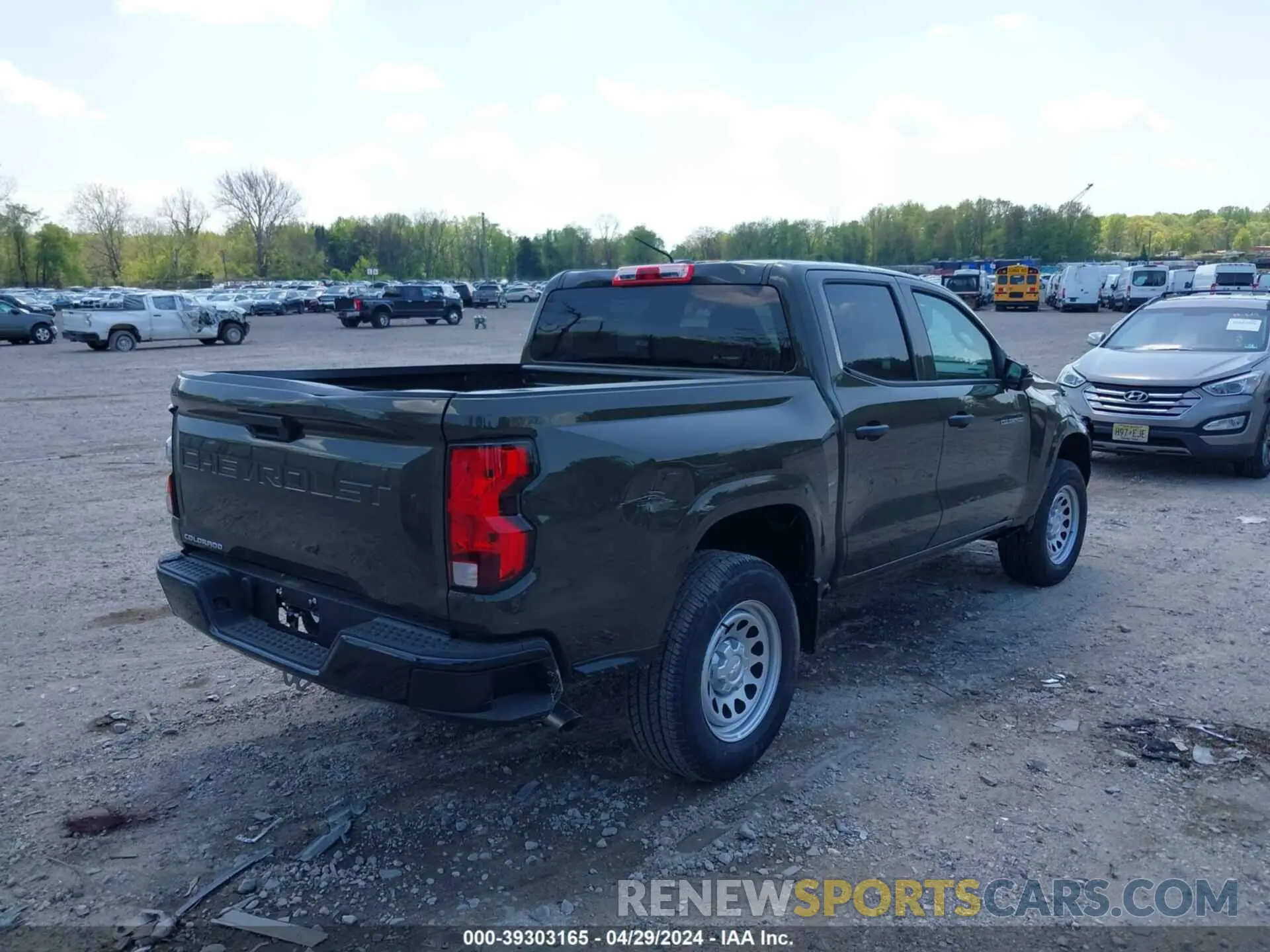 4 fotografías del automóvil dañado 1GCGSBEC8R1134107 CHEVROLET COLORADO 2024
