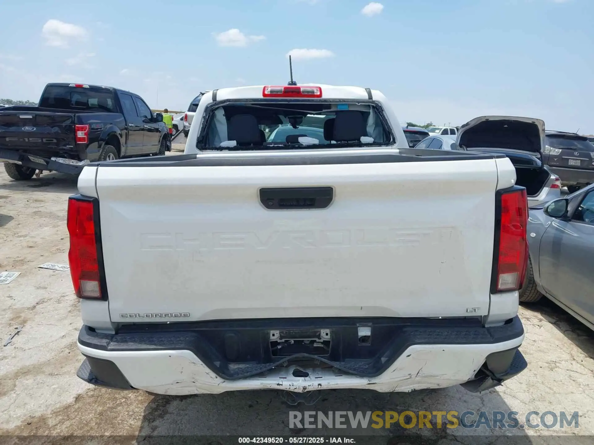 15 fotografías del automóvil dañado 1GCGTCEC5R1128932 CHEVROLET COLORADO 2024