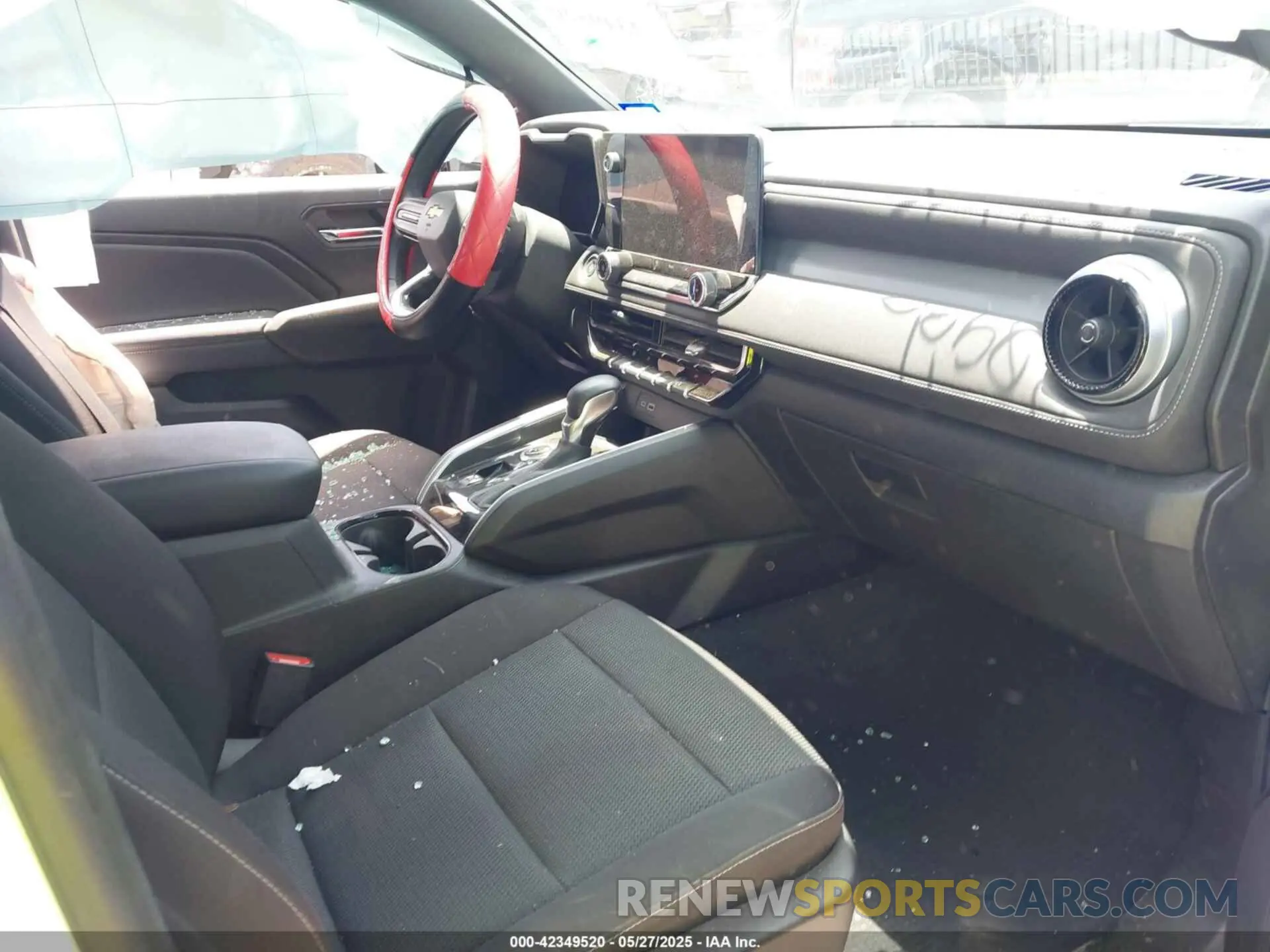 5 fotografías del automóvil dañado 1GCGTCEC5R1128932 CHEVROLET COLORADO 2024