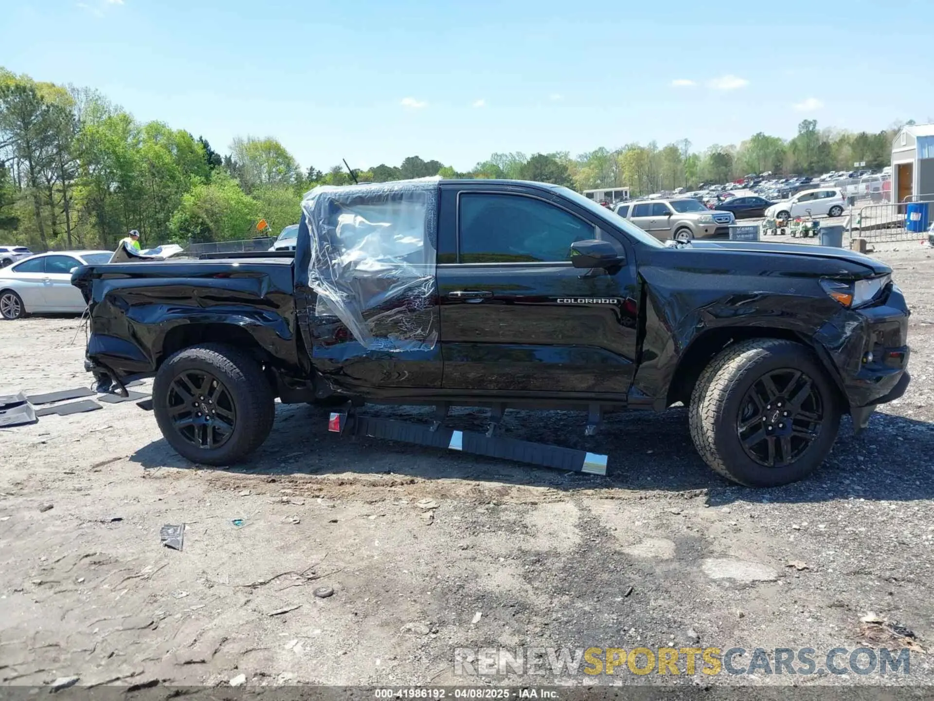13 fotografías del automóvil dañado 1GCPSCEK6R1146916 CHEVROLET COLORADO 2024