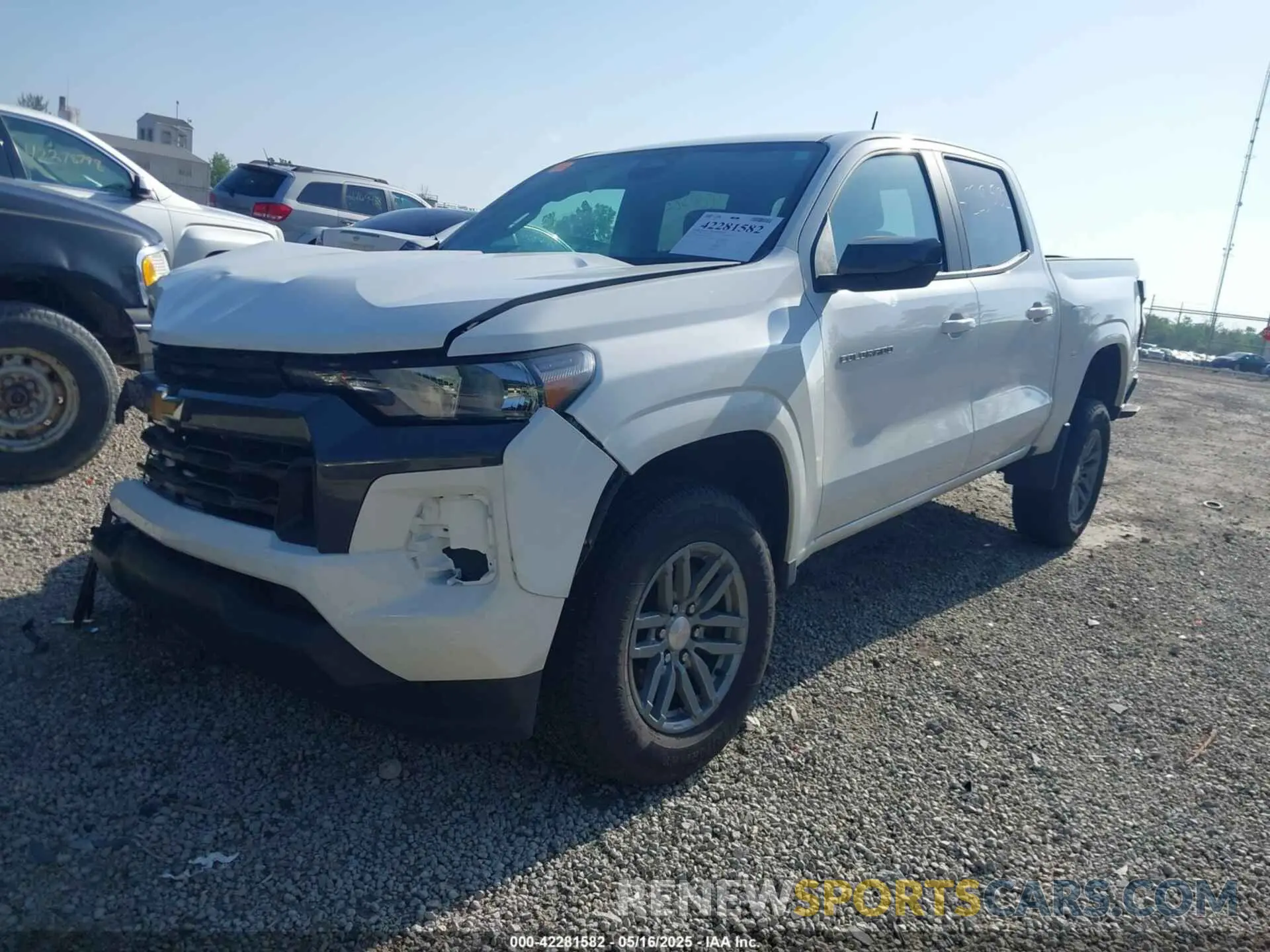2 fotografías del automóvil dañado 1GCPSCEK6R1198160 CHEVROLET COLORADO 2024