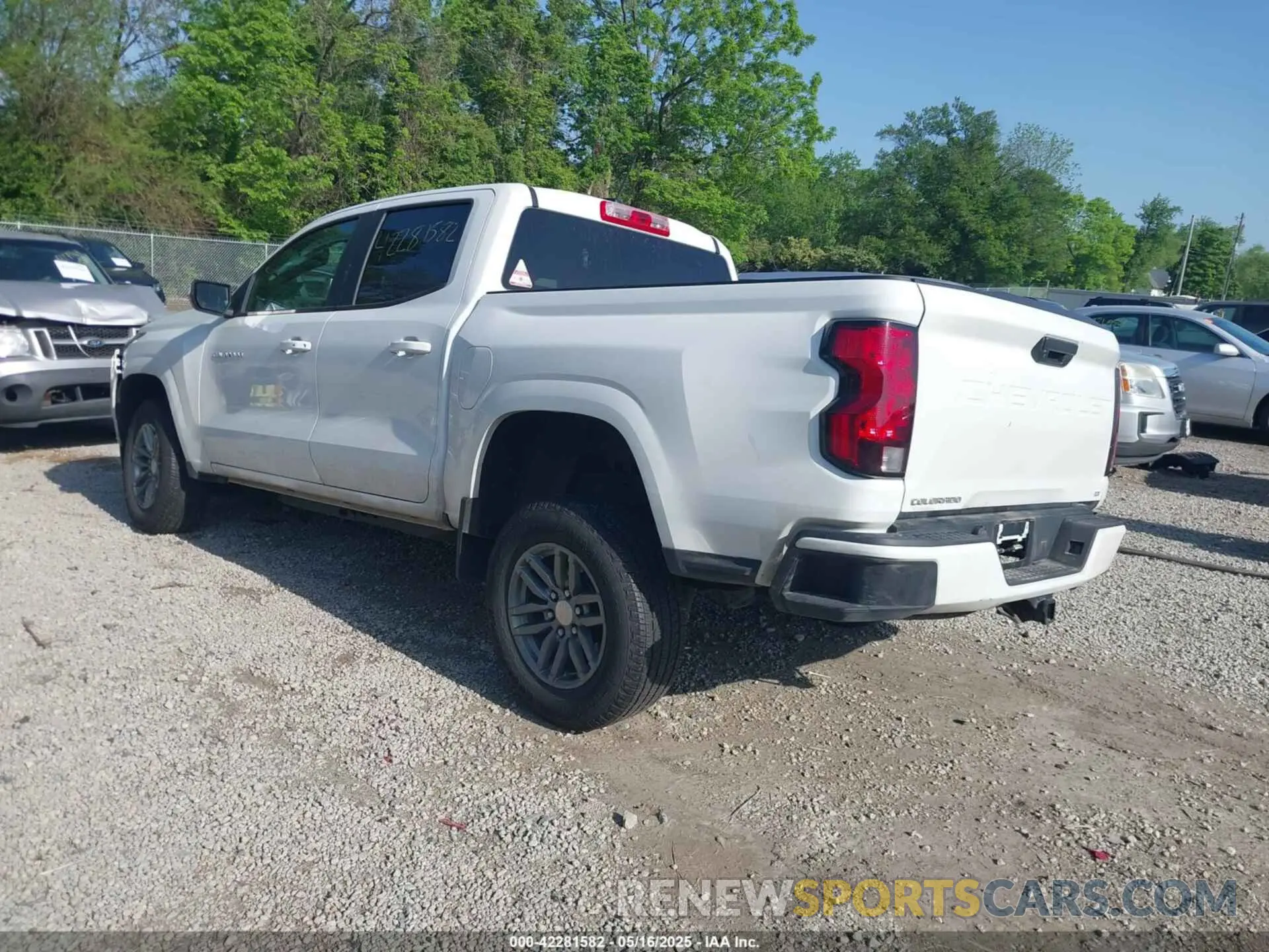 3 fotografías del automóvil dañado 1GCPSCEK6R1198160 CHEVROLET COLORADO 2024