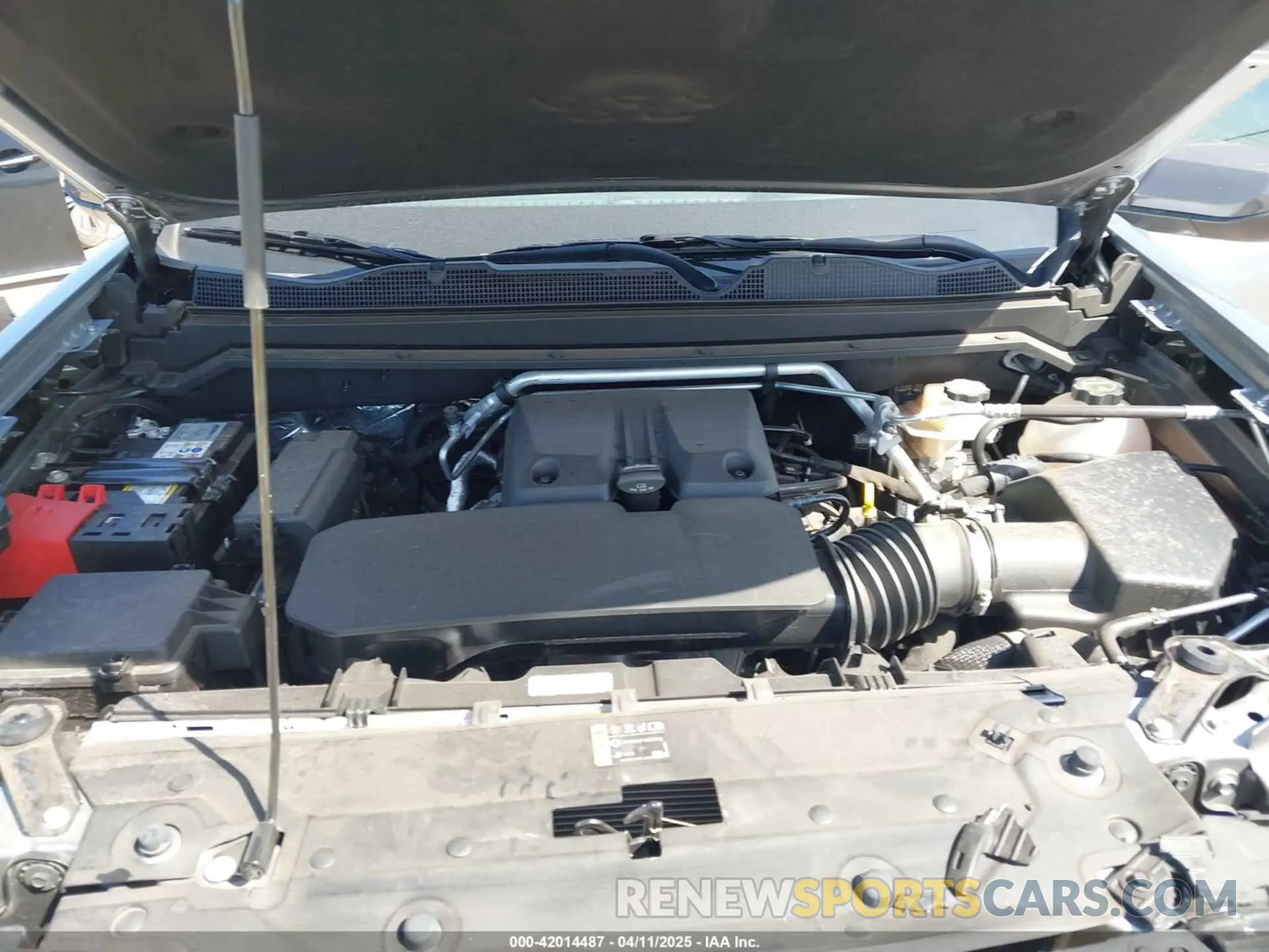 10 fotografías del automóvil dañado 1GCPSCEK9R1177545 CHEVROLET COLORADO 2024
