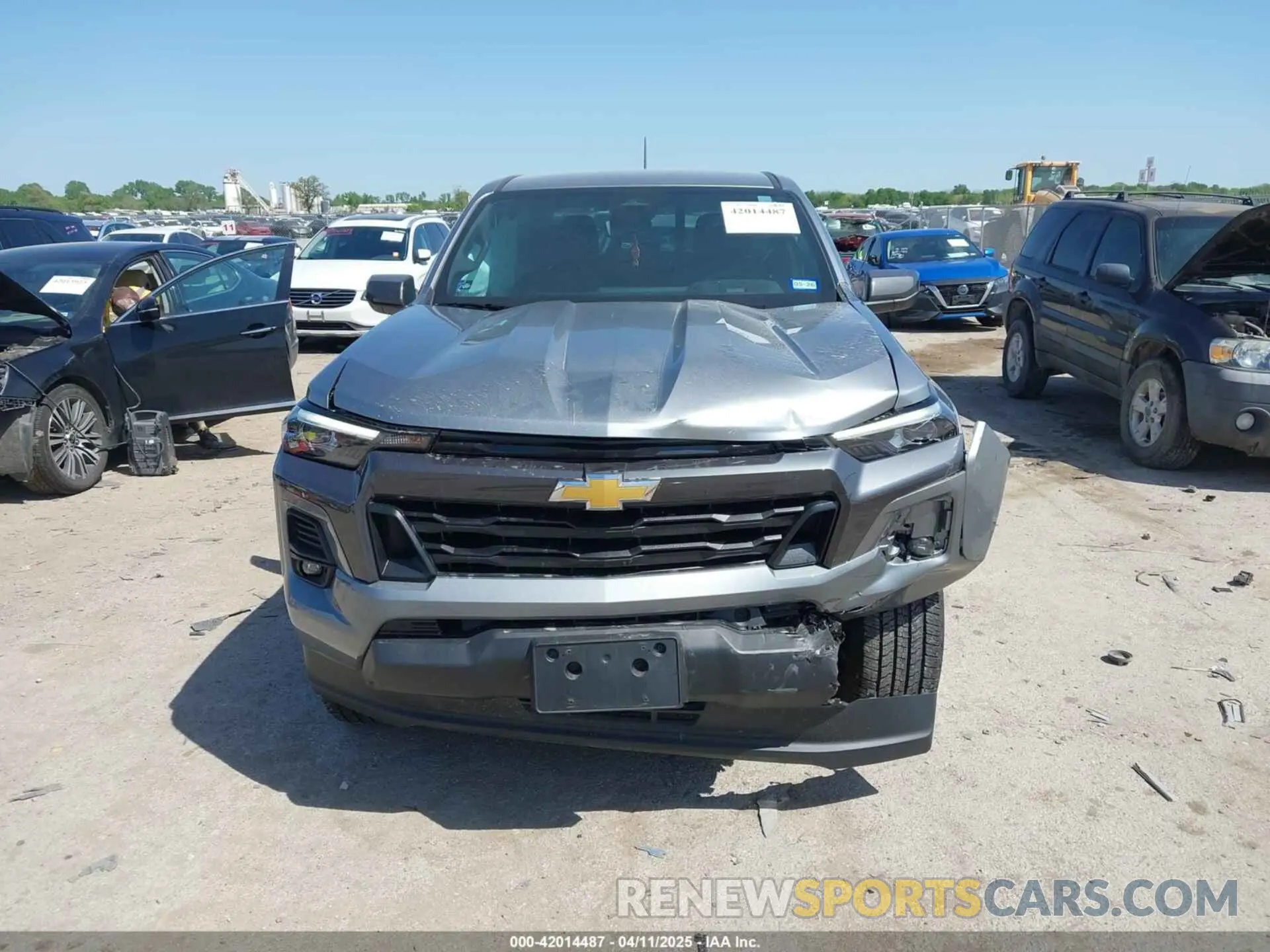 12 fotografías del automóvil dañado 1GCPSCEK9R1177545 CHEVROLET COLORADO 2024