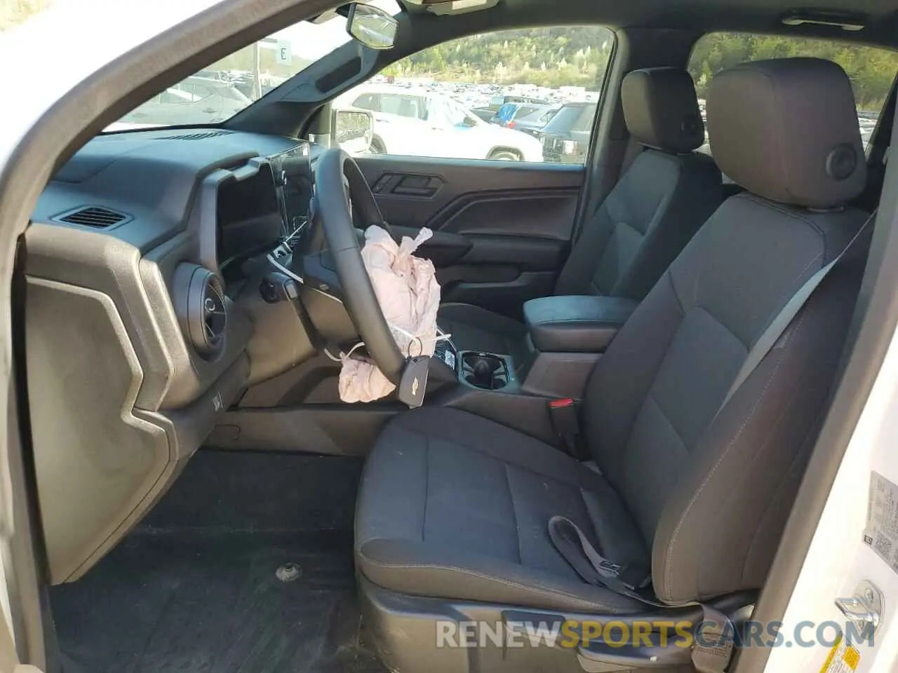 7 fotografías del automóvil dañado 1GCPTBEK2R1274089 CHEVROLET COLORADO 2024