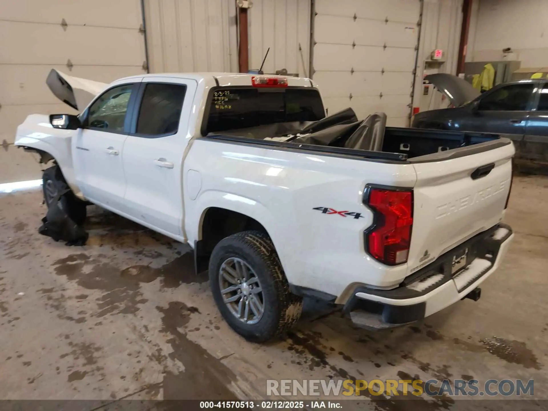 3 fotografías del automóvil dañado 1GCPTCEK1R1131804 CHEVROLET COLORADO 2024