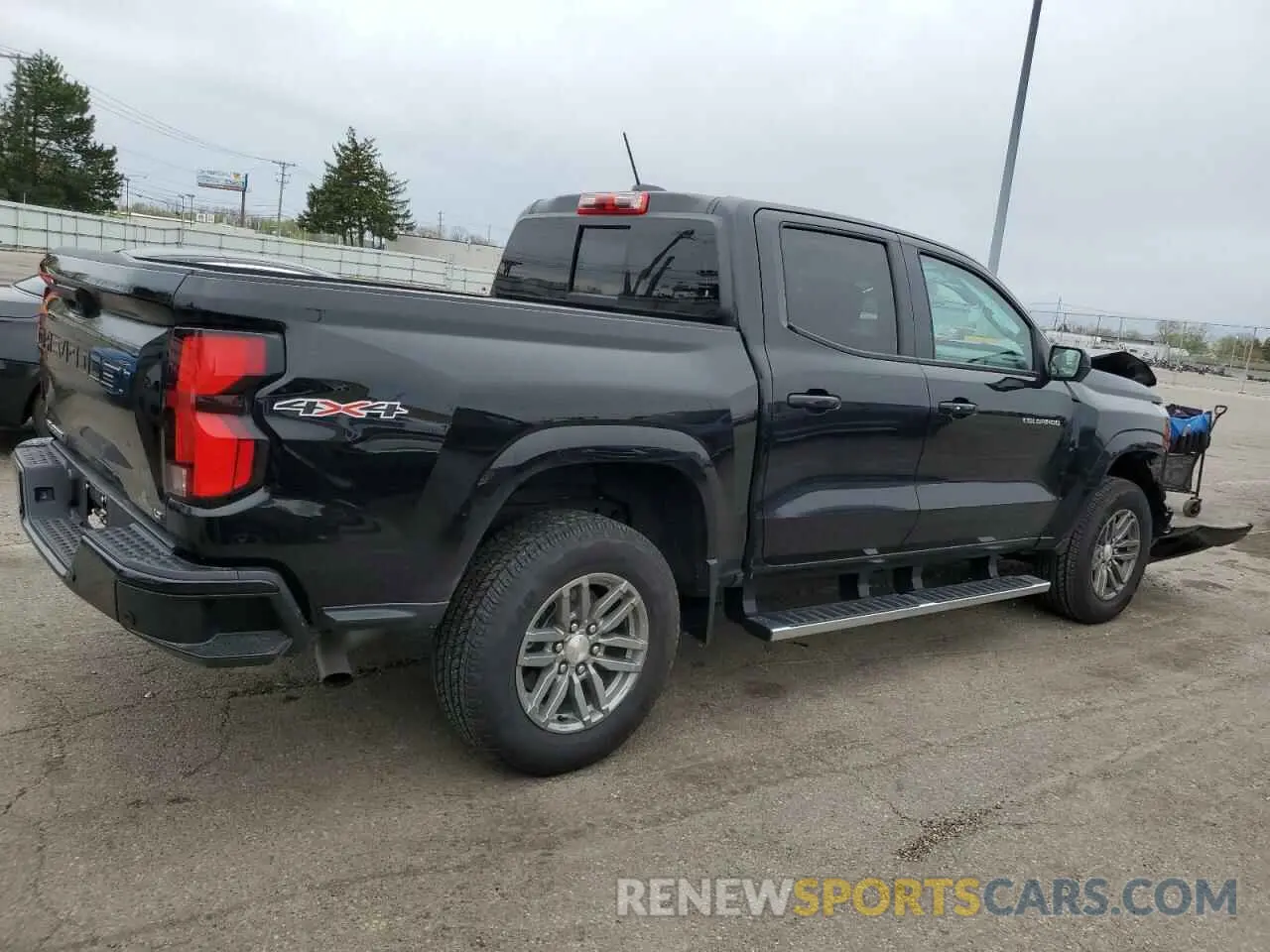 3 fotografías del automóvil dañado 1GCPTCEKXR1144504 CHEVROLET COLORADO 2024