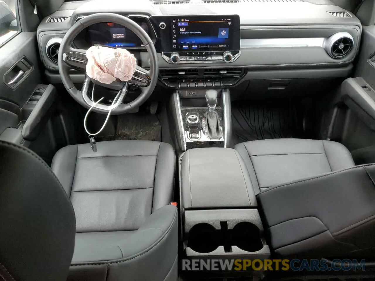 8 fotografías del automóvil dañado 1GCPTCEKXR1144504 CHEVROLET COLORADO 2024