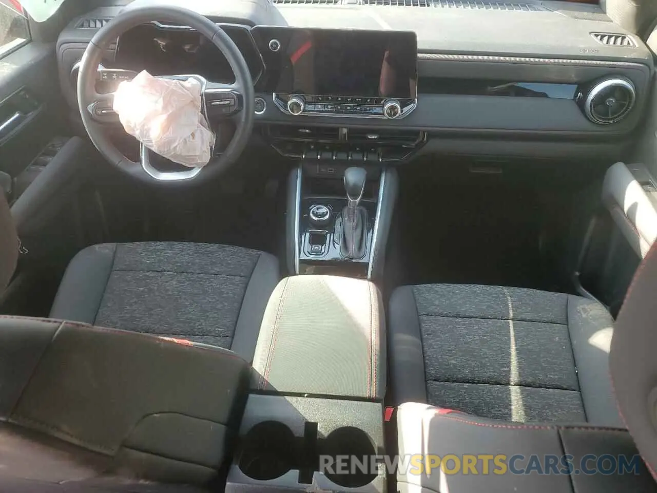 8 fotografías del automóvil dañado 1GCPTDEK0R1123201 CHEVROLET COLORADO 2024