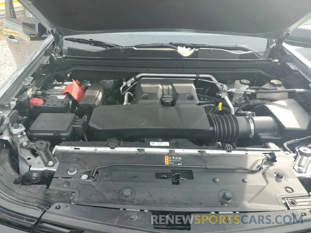12 fotografías del automóvil dañado 1GCPTDEK0R1168171 CHEVROLET COLORADO 2024