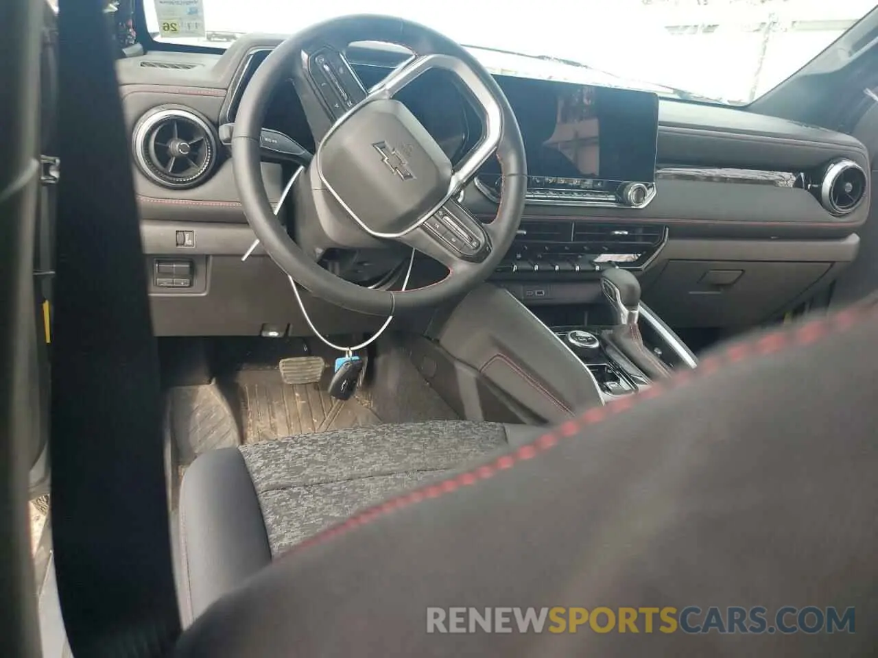 8 fotografías del automóvil dañado 1GCPTDEK0R1168171 CHEVROLET COLORADO 2024